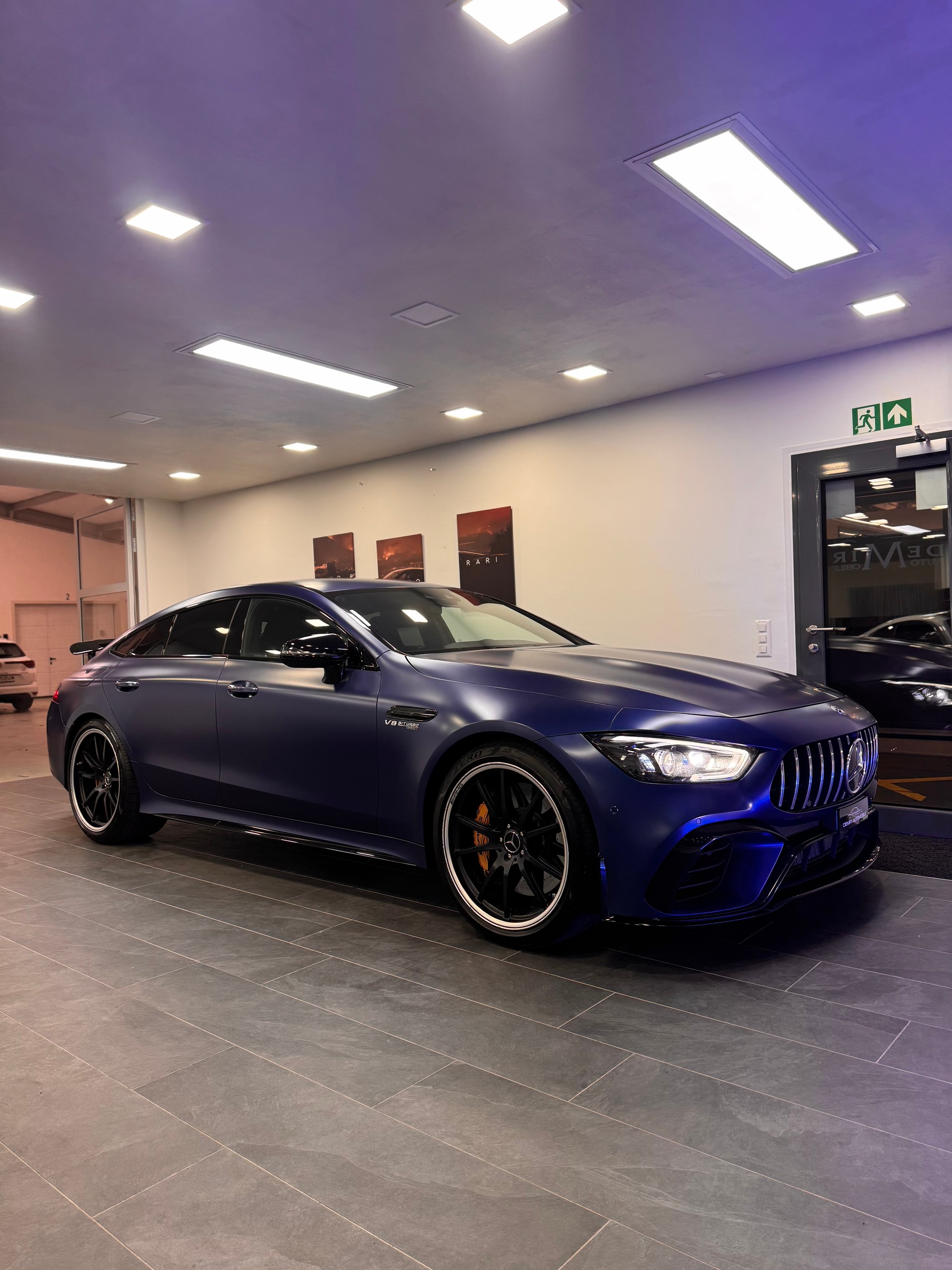 MERCEDES-BENZ AMG GT 4 63 S 4Matic+ Speedshift MCT *Keramikbremsen / Aerodynamikpaket / Schalensitze / 4 Sitzer Fond / Steinschlagschutzfolie*-image-2
