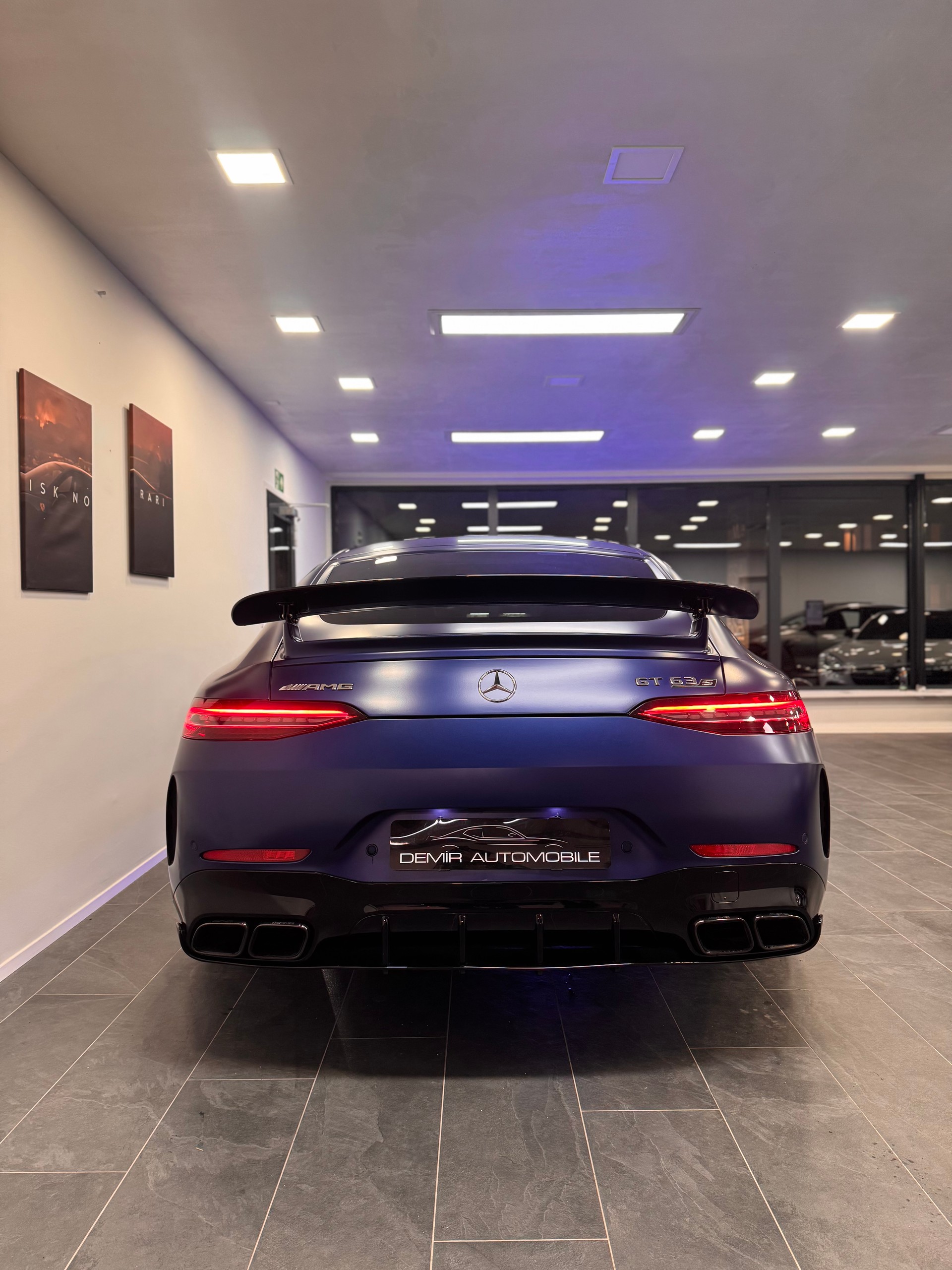 MERCEDES-BENZ AMG GT 4 63 S 4Matic+ Speedshift MCT *Keramikbremsen / Aerodynamikpaket / Schalensitze / 4 Sitzer Fond / Steinschlagschutzfolie*-image-4