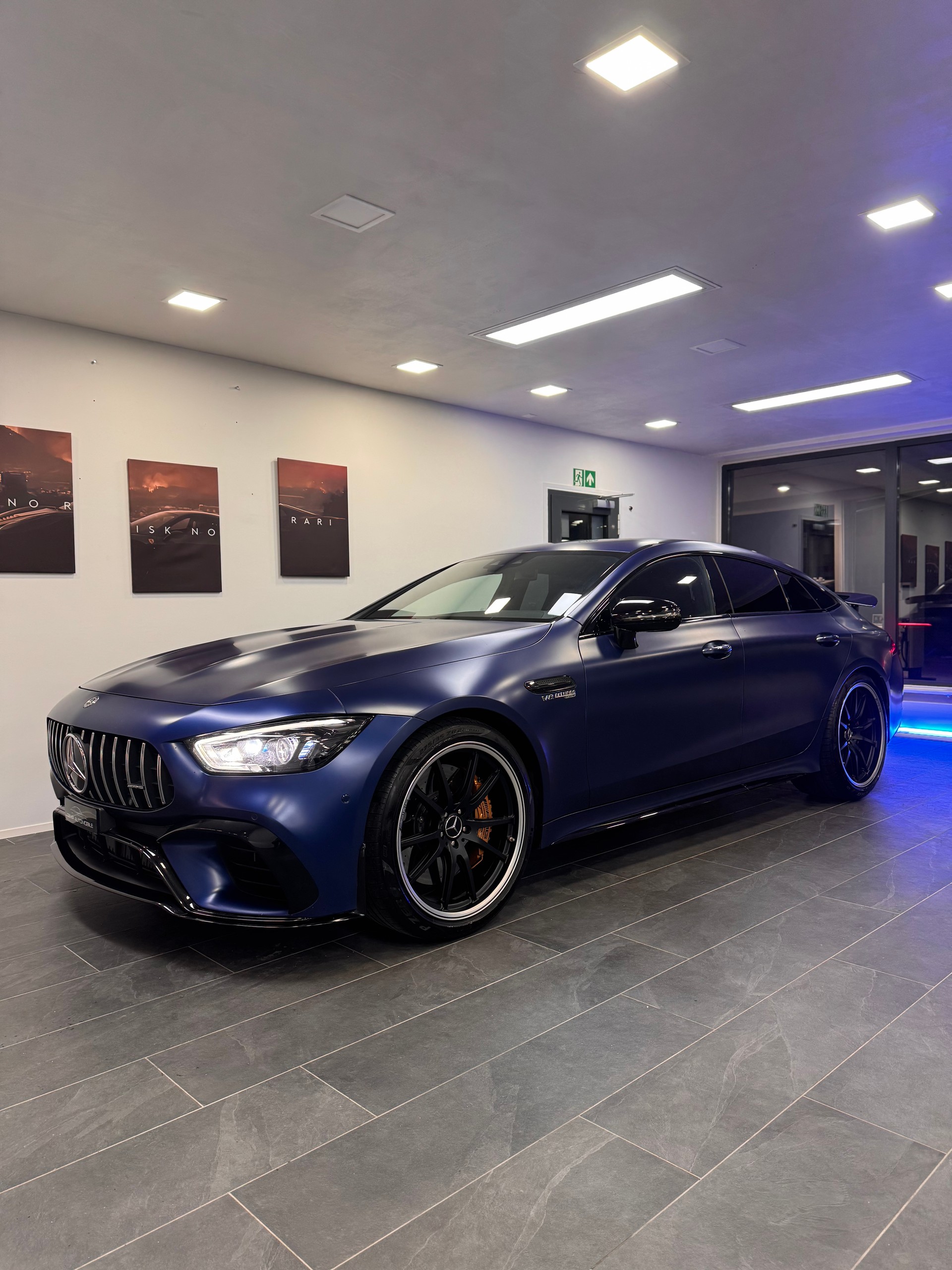 MERCEDES-BENZ AMG GT 4 63 S 4Matic+ Speedshift MCT *Keramikbremsen / Aerodynamikpaket / Schalensitze / 4 Sitzer Fond / Steinschlagschutzfolie*
