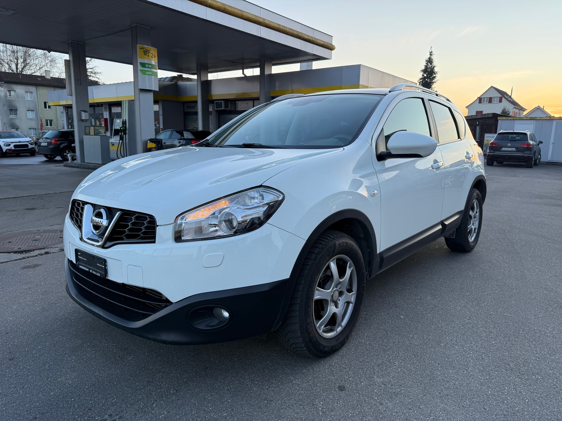 NISSAN Qashqai 2.0 dCi 4WD tekna Automatic