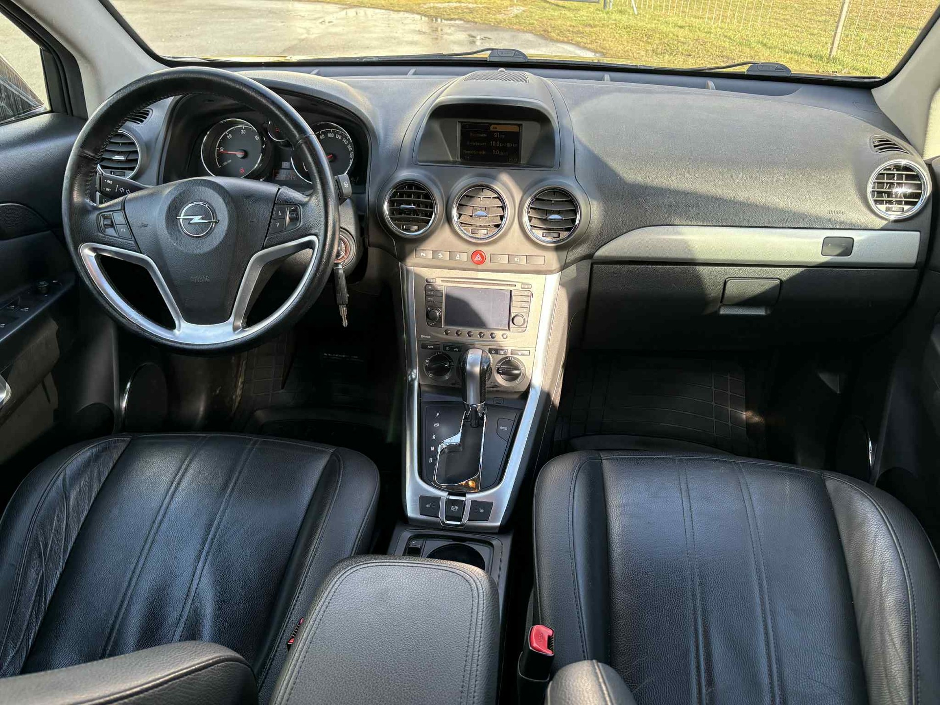 OPEL Antara 2.2 CDTi Cosmo 4WD Automatic-image-4