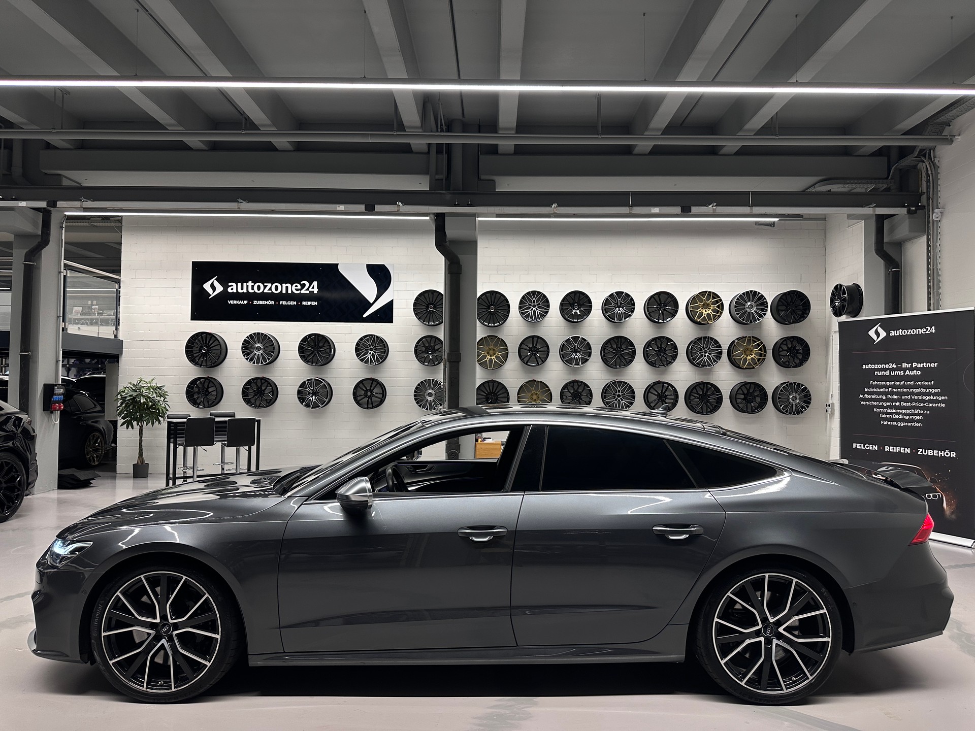 AUDI S7 Sportback 3.0 V6 TDI quattro T-Tronic *ABT383 PS*CH-Auto*Lückenlose Servicehistorie bei Audi*B&O*-showroom-element-3