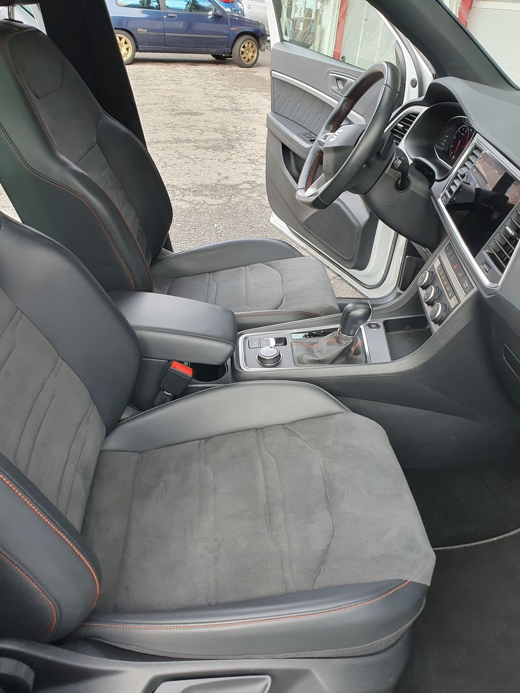 SEAT Ateca 1.5 TSI EVO DSG FR-image-14
