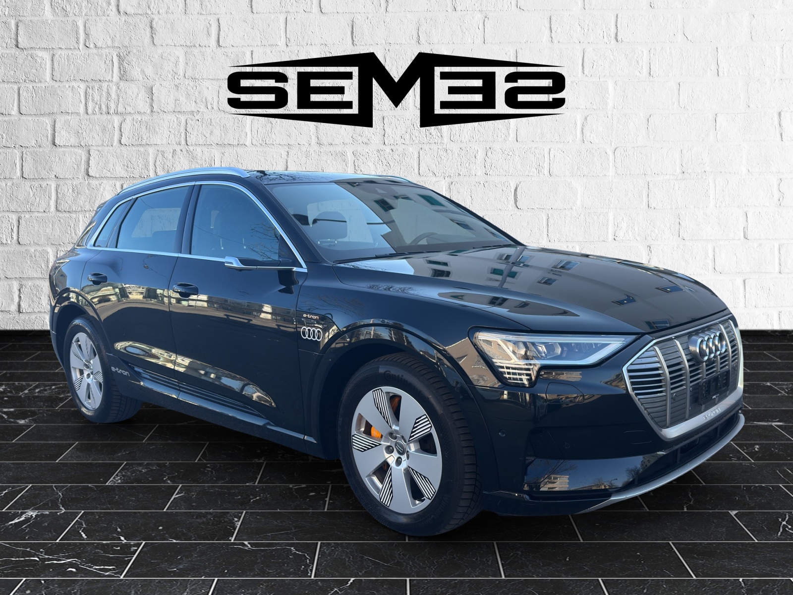 AUDI e-tron 55 Advanced quattro-image-6