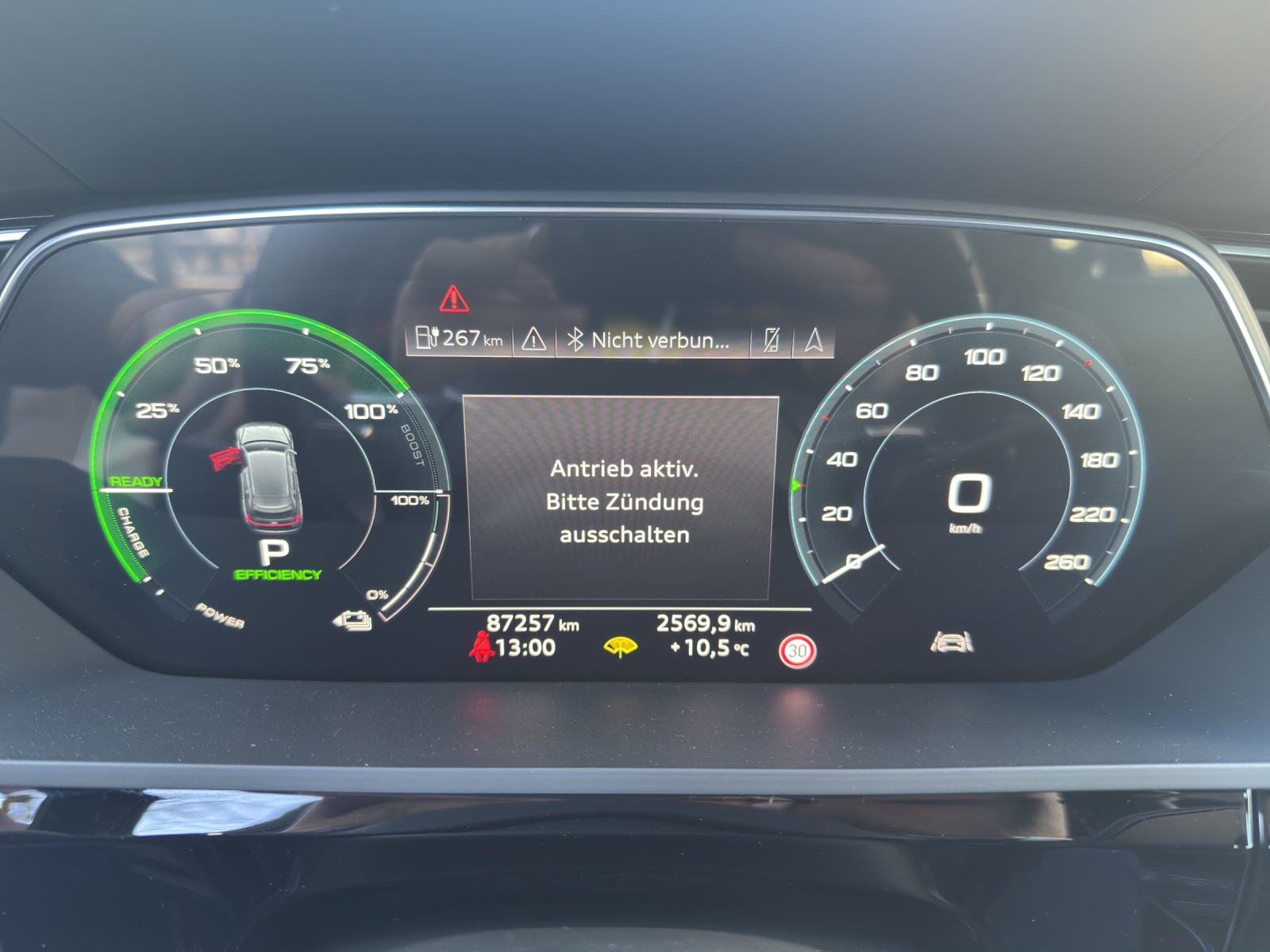 AUDI e-tron 55 Advanced quattro-image-15