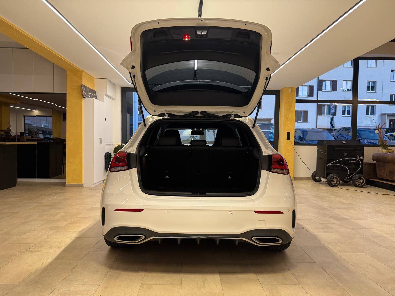 MERCEDES-BENZ A200 AMG Line 7G-DCT-image-8