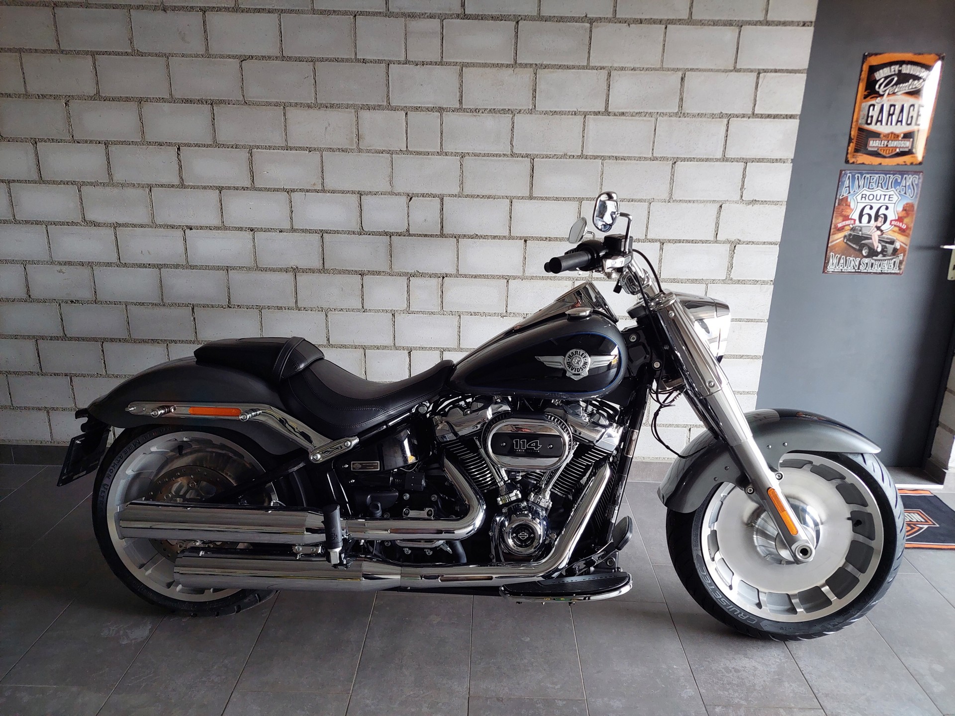 HARLEY-DAVIDSON FLFBS Fat Boy 114-image-1