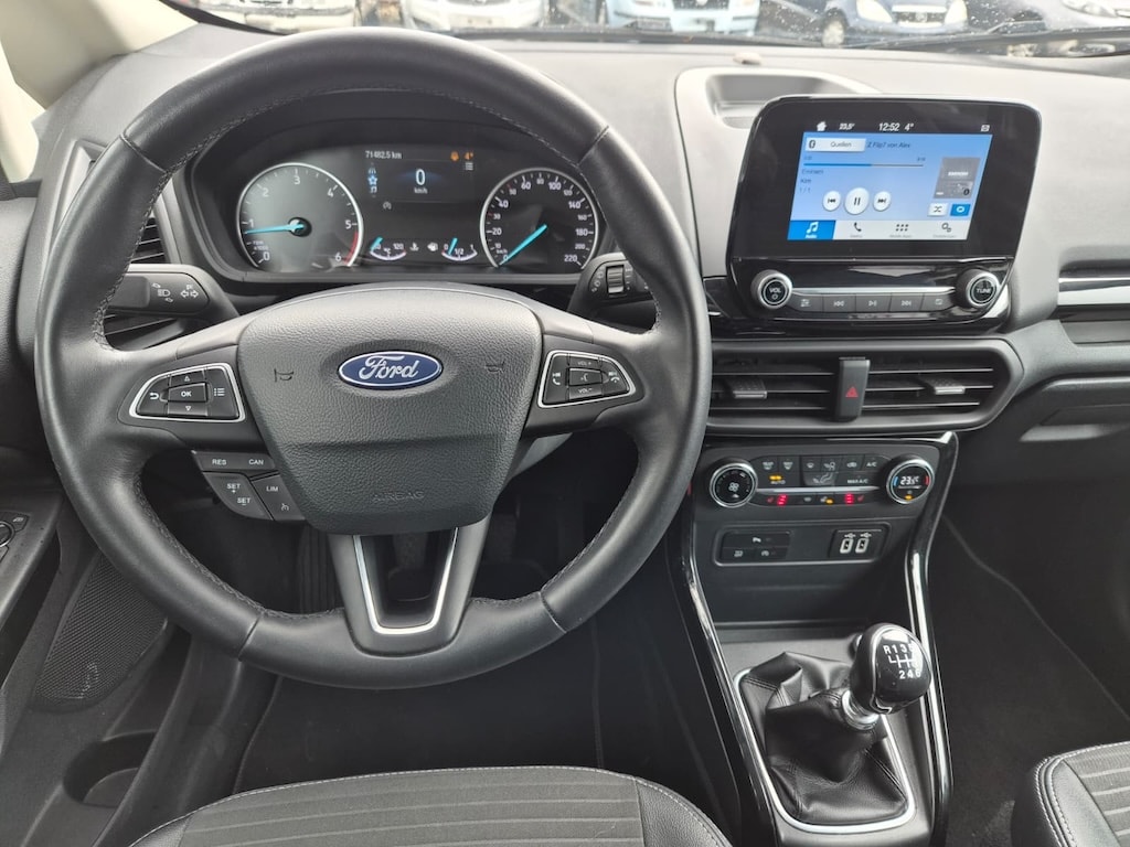 FORD EcoSport 1.5 TDCi Titanium AWD-image-12