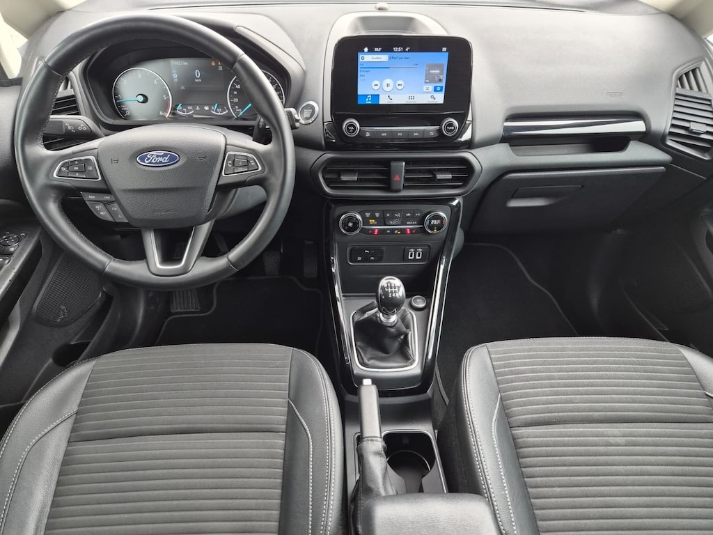 FORD EcoSport 1.5 TDCi Titanium AWD-image-11
