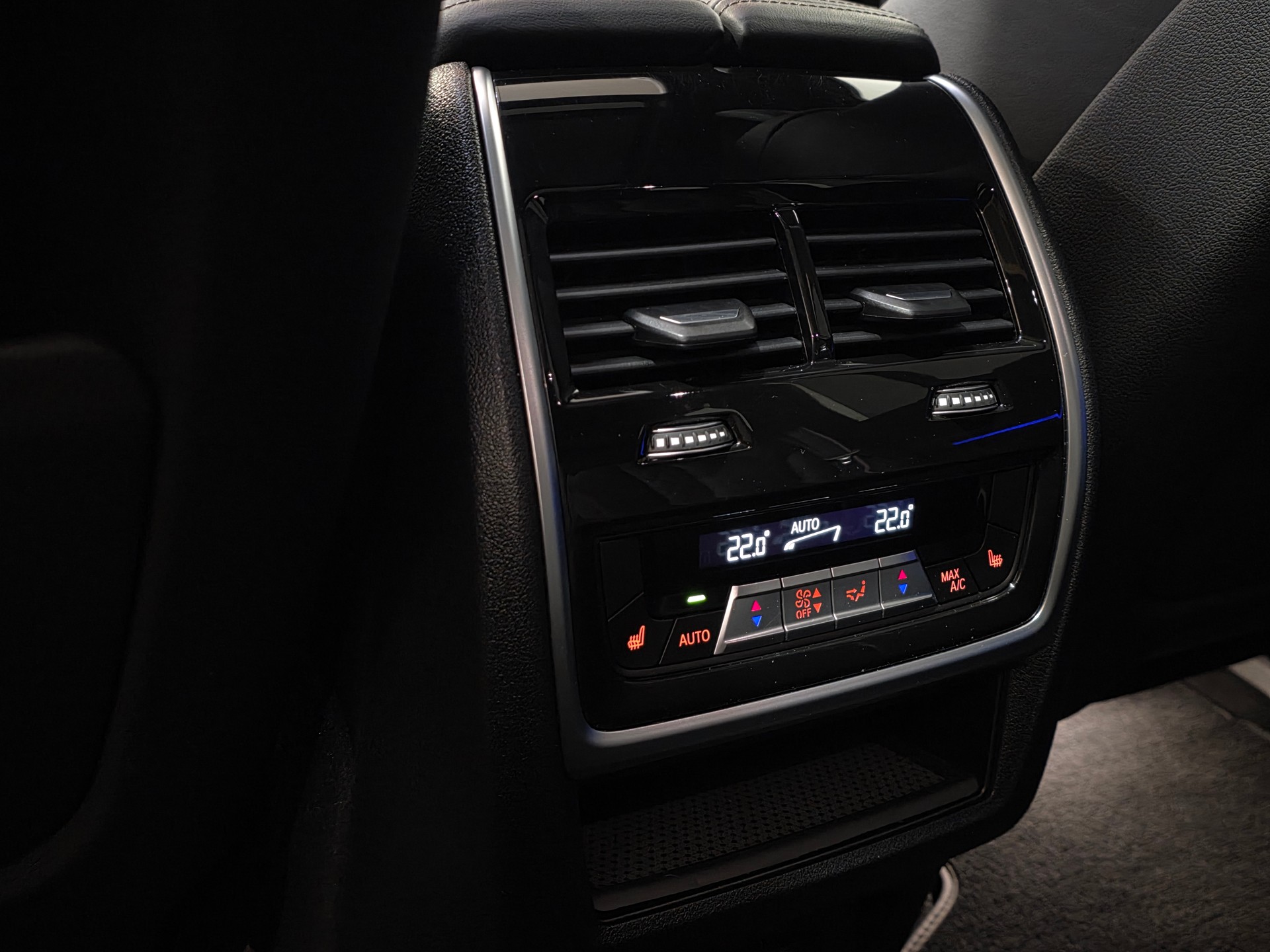 BMW X5 xDrive 50e M Sport Pro Steptronic "Individual"-image-15