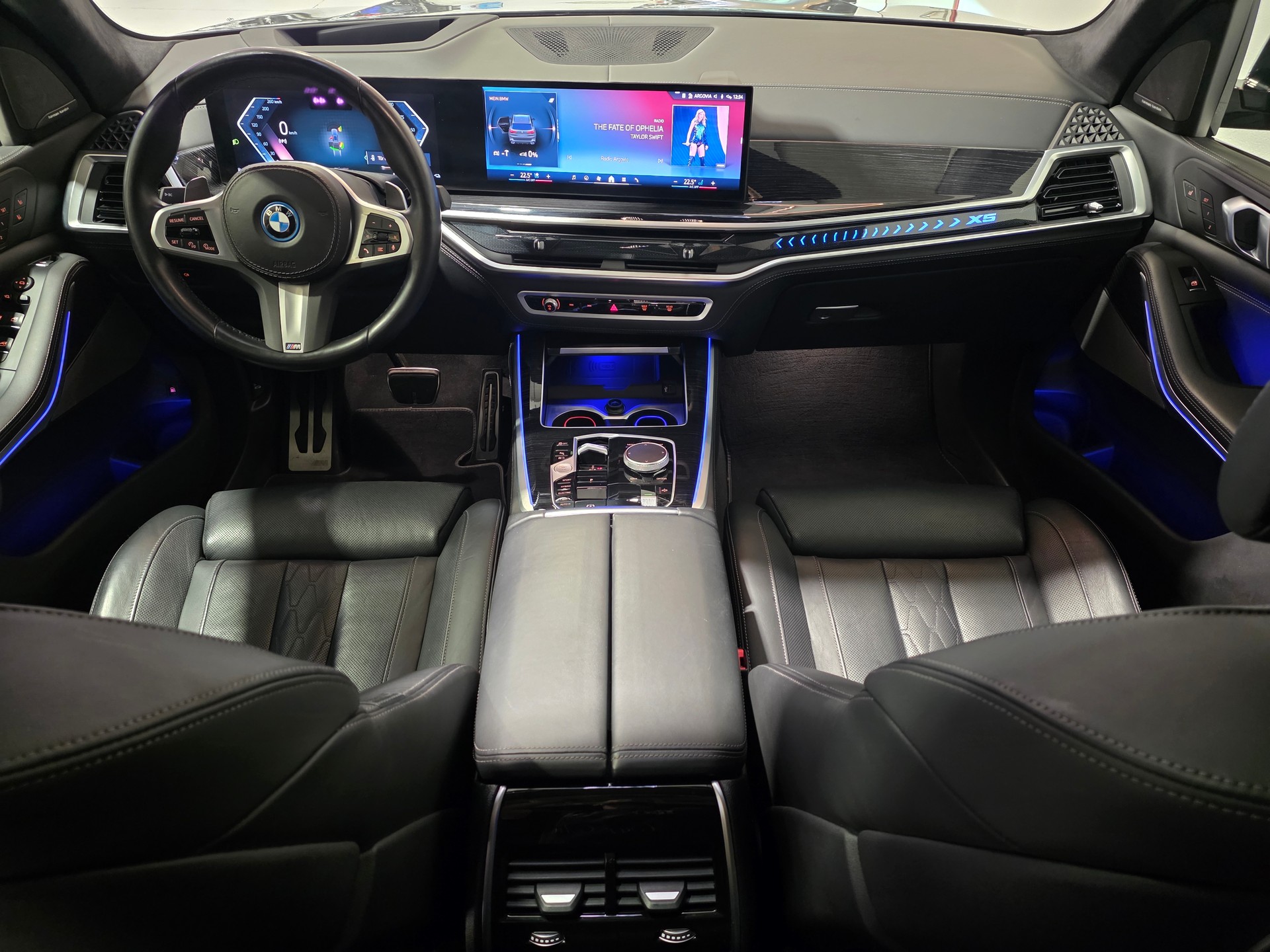 BMW X5 xDrive 50e M Sport Pro Steptronic "Individual"-image-4