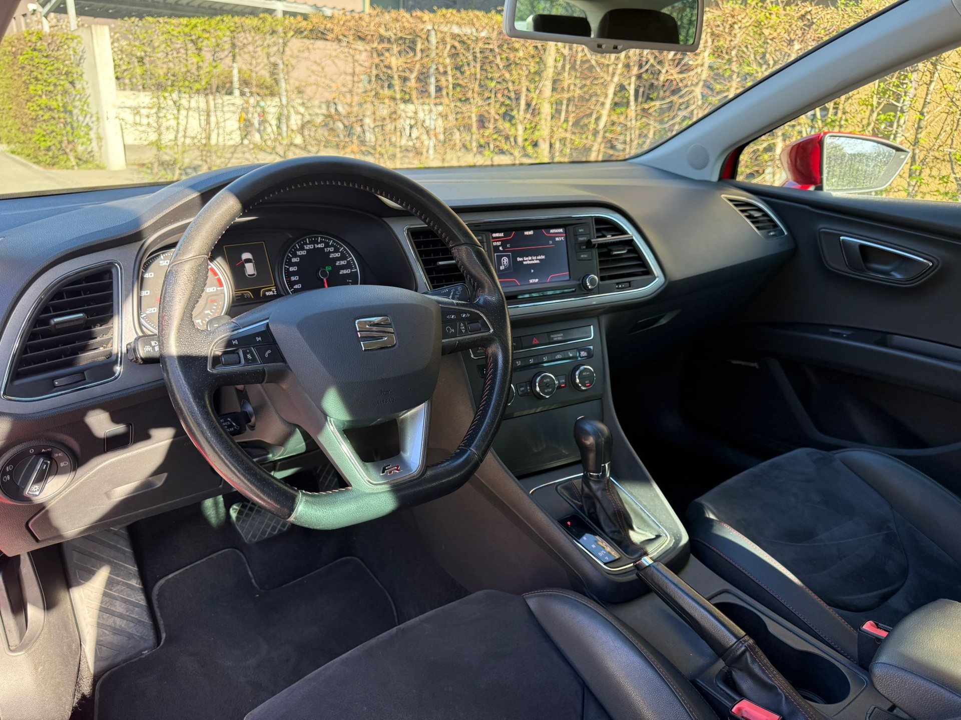 SEAT Leon SC 1.8 TSI FR DSG-image-8