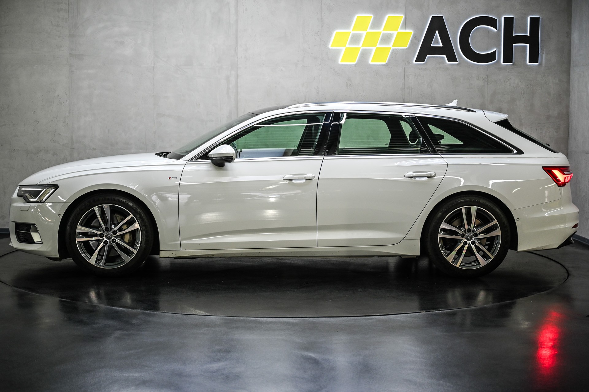 AUDI A6 Avant 3.0 50 TDI Sport quattro T-Tronic-image-4
