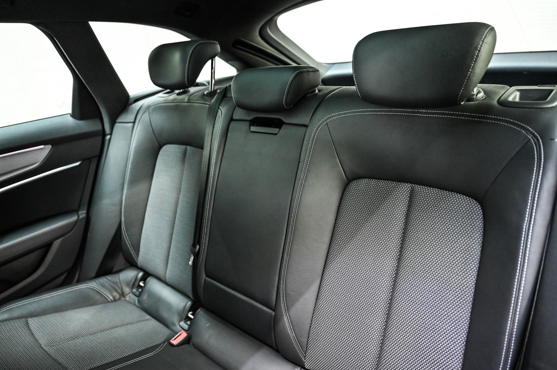 AUDI A6 Avant 3.0 50 TDI Sport quattro T-Tronic-image-20