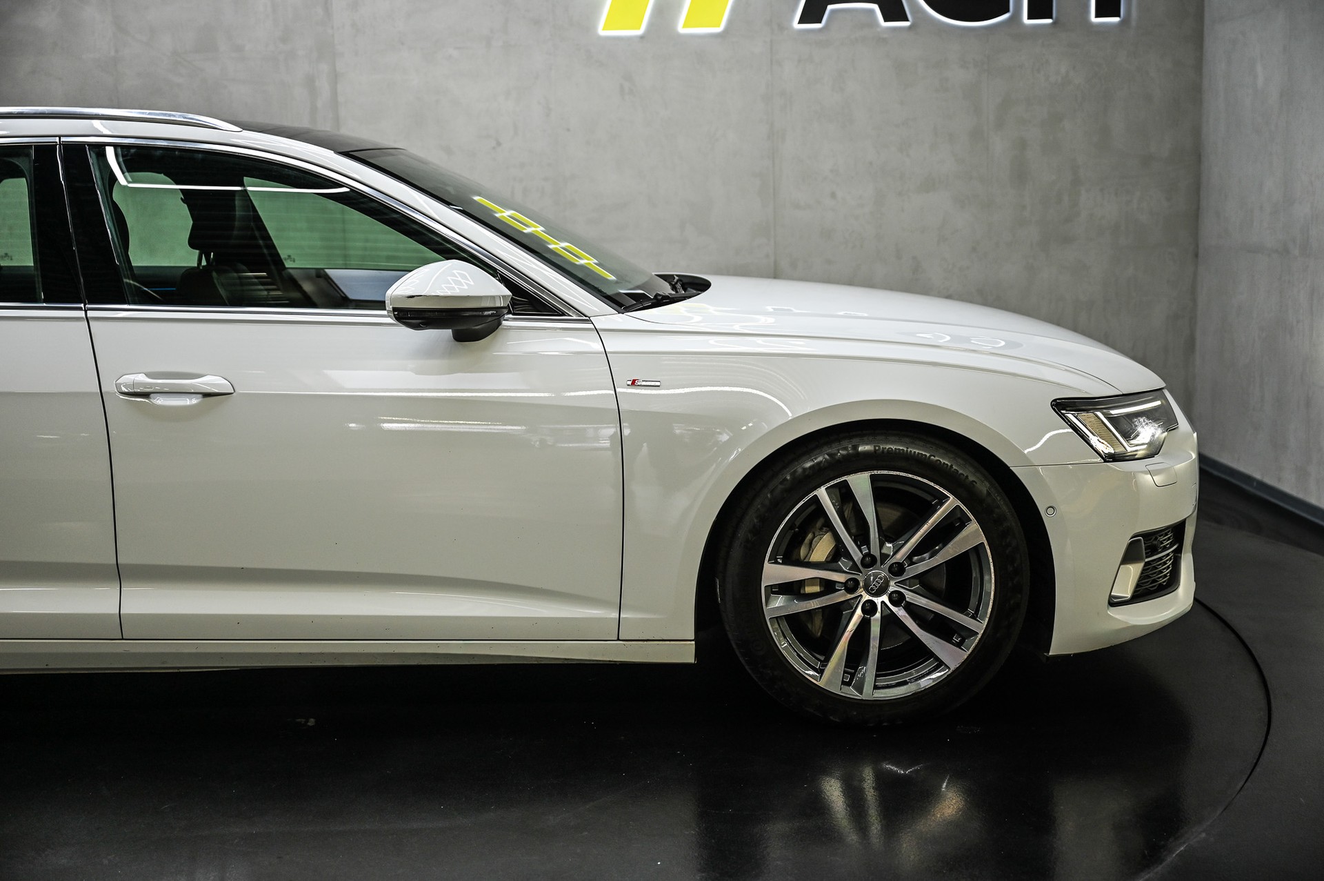AUDI A6 Avant 3.0 50 TDI Sport quattro T-Tronic-image-13