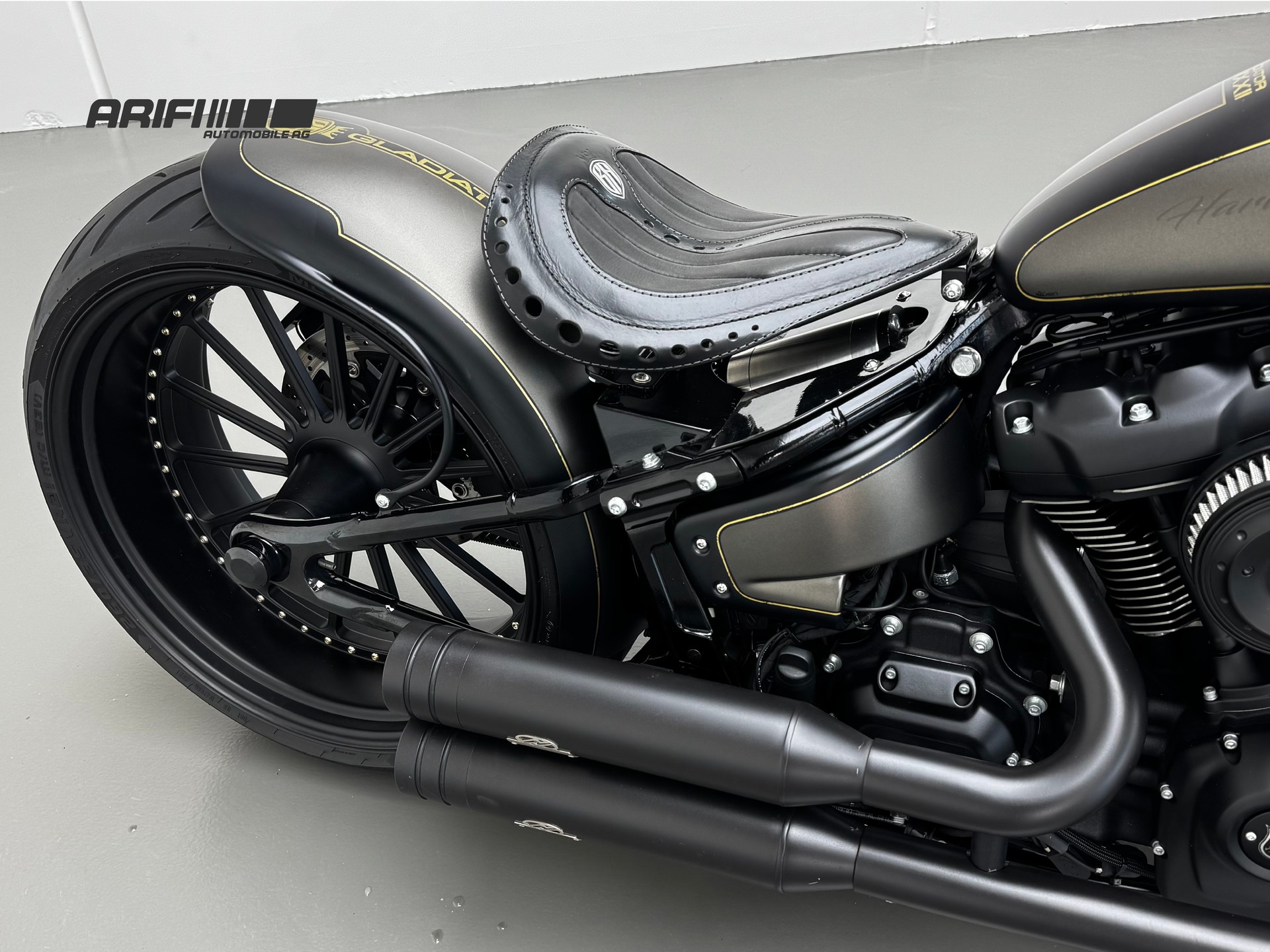 HARLEY-DAVIDSON FXBRS Breakout 114 ABS "GLADIATOR"-image-13