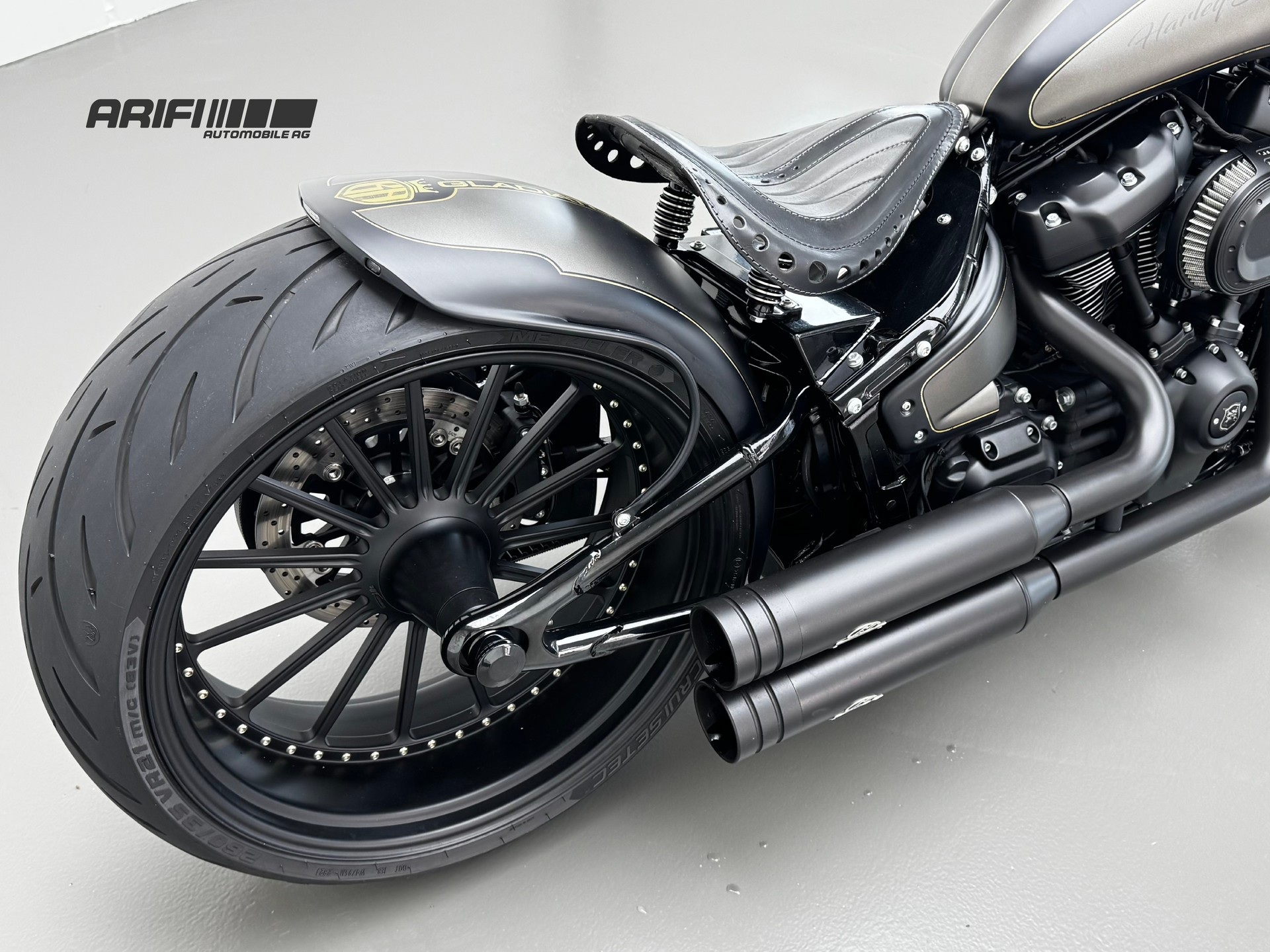 HARLEY-DAVIDSON FXBRS Breakout 114 ABS "GLADIATOR"-image-12