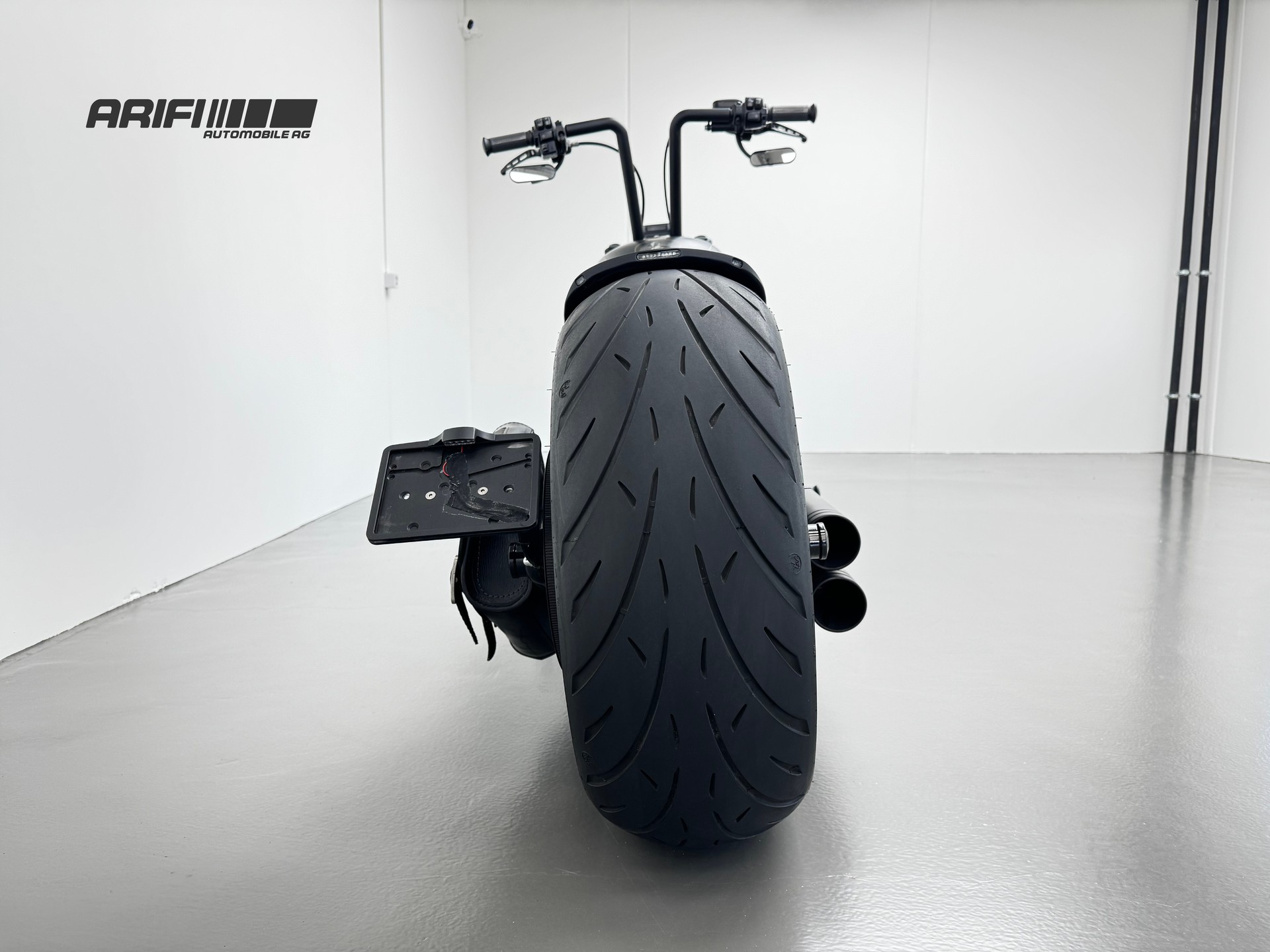 HARLEY-DAVIDSON FXBRS Breakout 114 ABS "GLADIATOR"-image-1