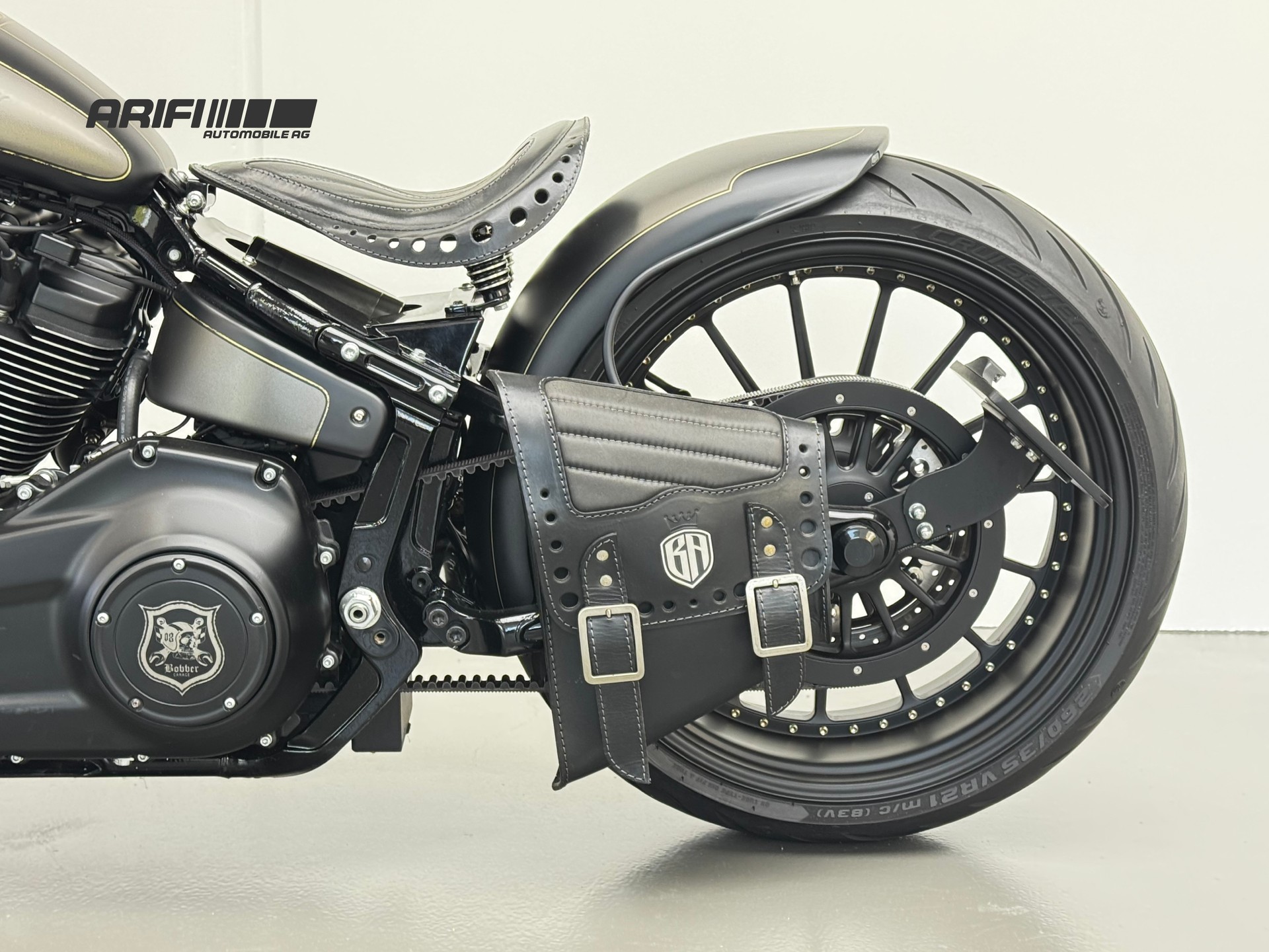 HARLEY-DAVIDSON FXBRS Breakout 114 ABS "GLADIATOR"-image-10
