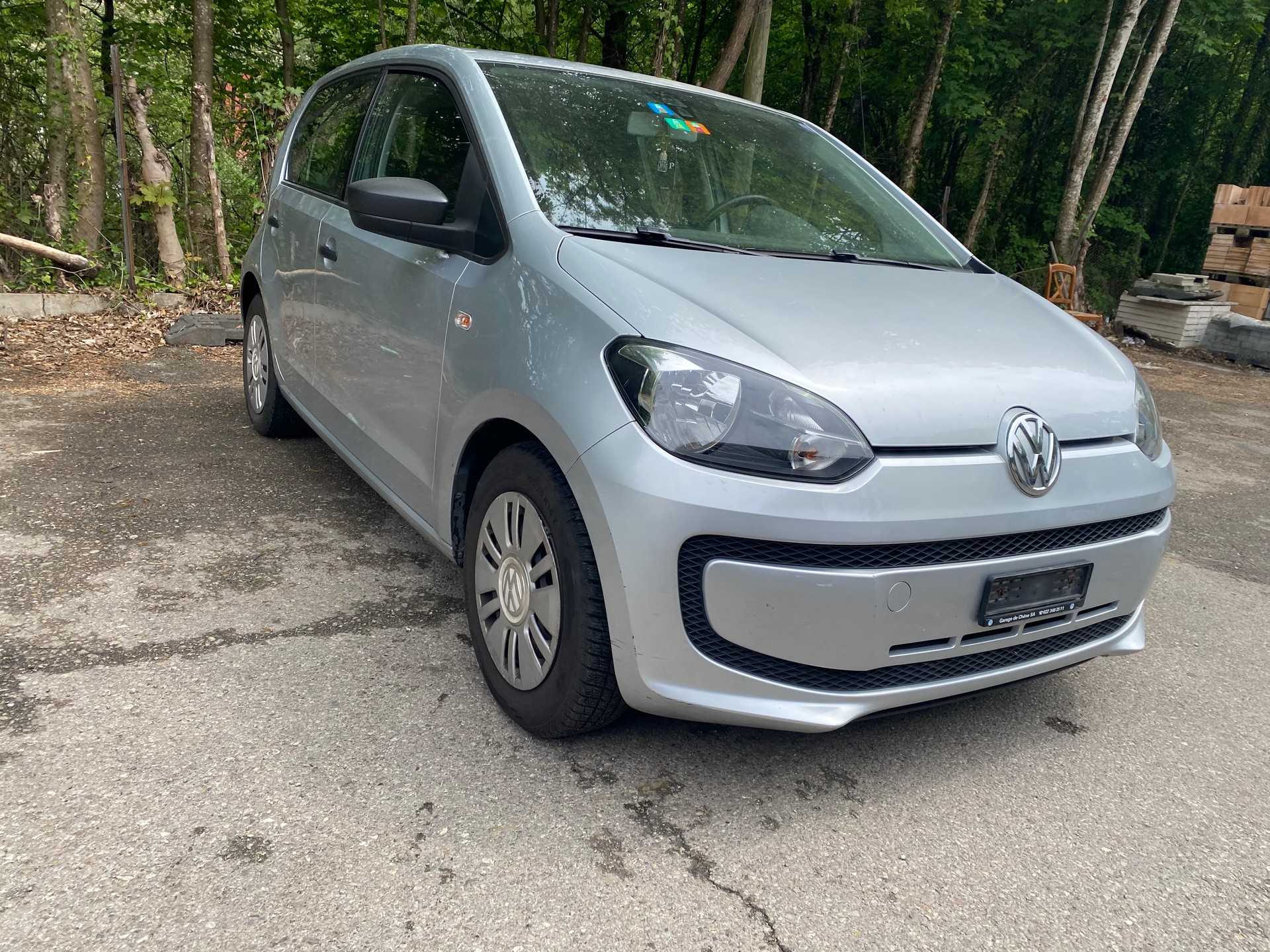 VW Up 1.0 BMT move up-image-1