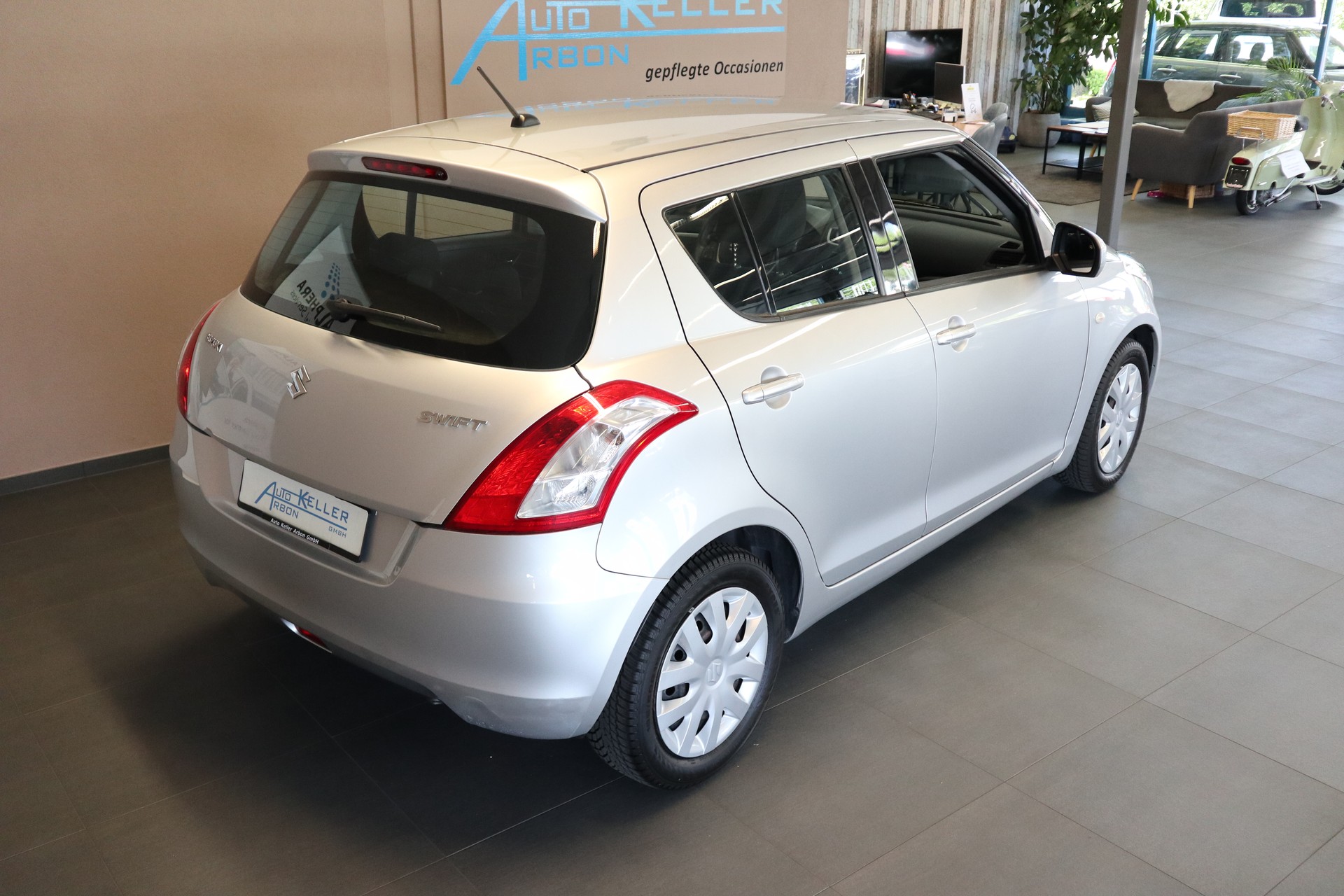 SUZUKI Swift 1.2 GL-image-6