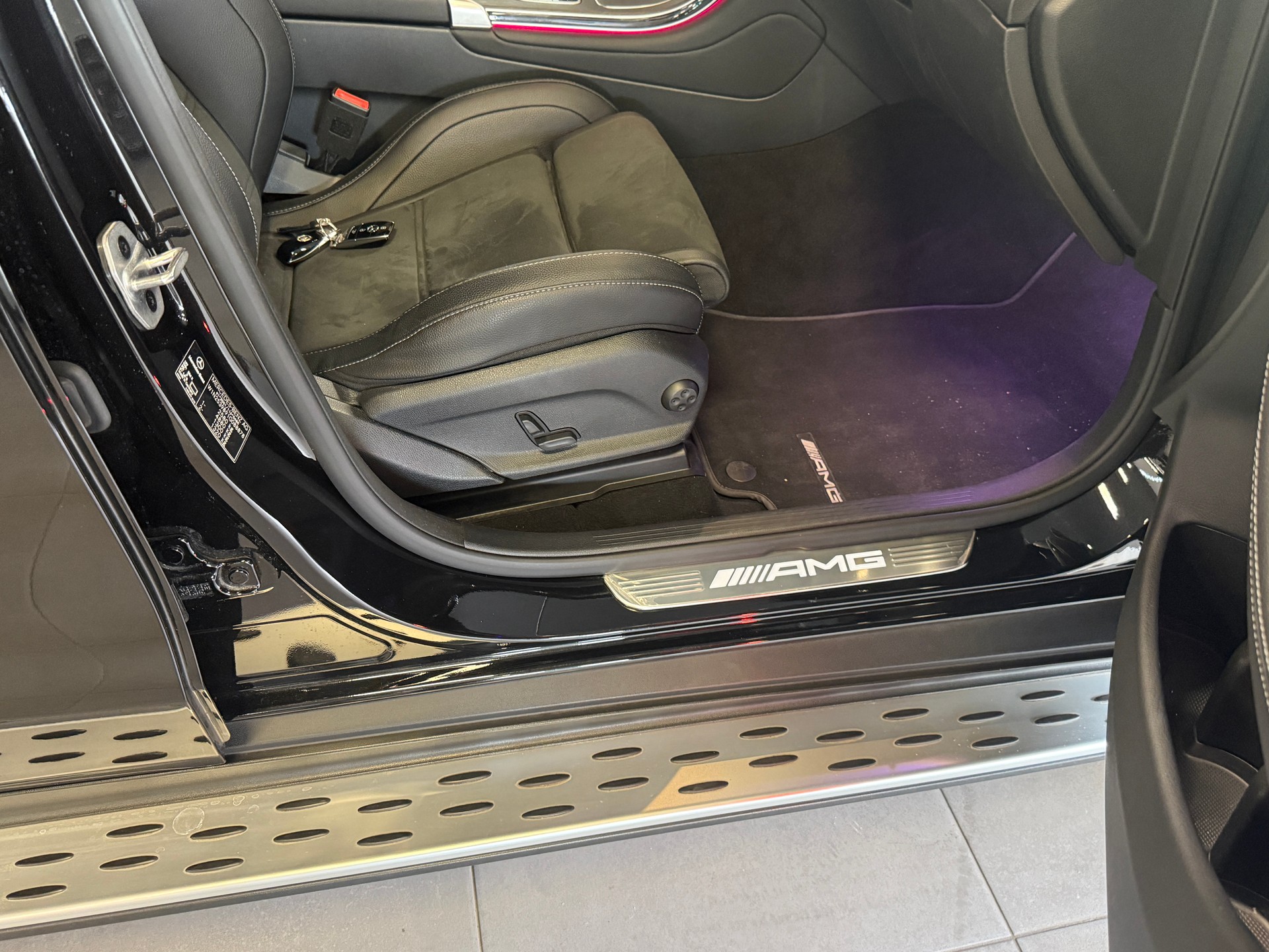 MERCEDES-BENZ GLC 63 S AMG 4Matic 9G-Tronic-image-8