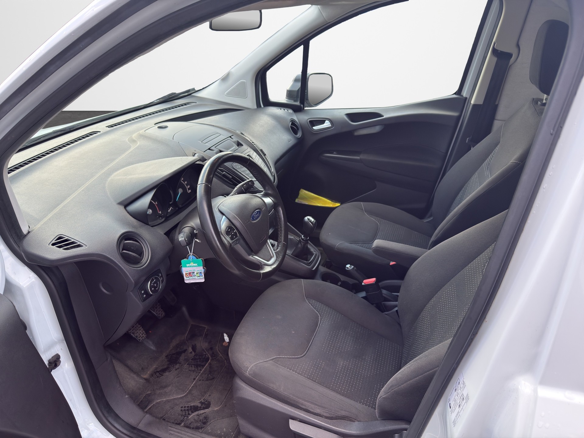 FORD Transit Courier 1.5 TDCi Trend-image-9