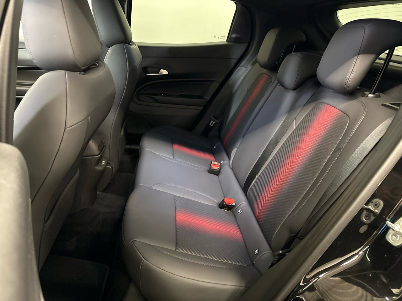 ALFA ROMEO Junior 1.2 48V Ibrida Q4 Pack Tech Sky-image-6