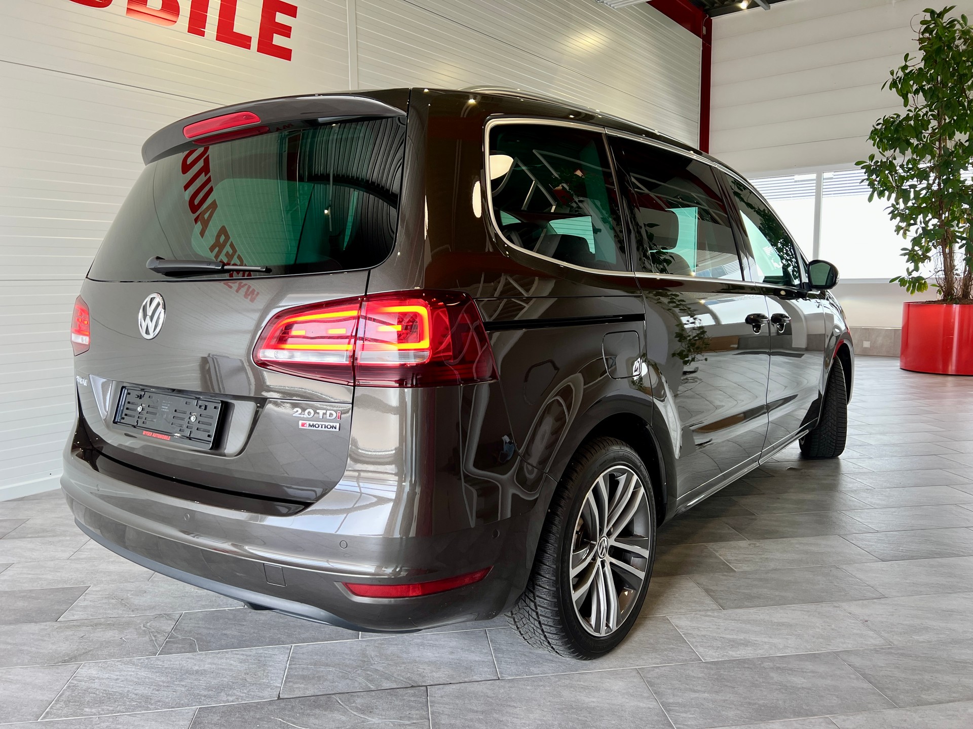 VW Sharan 2.0 TDI BMT Highline 4Motion DSG-image-5