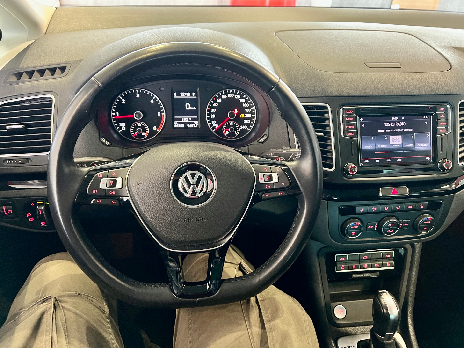 VW Sharan 2.0 TDI BMT Highline 4Motion DSG-image-27
