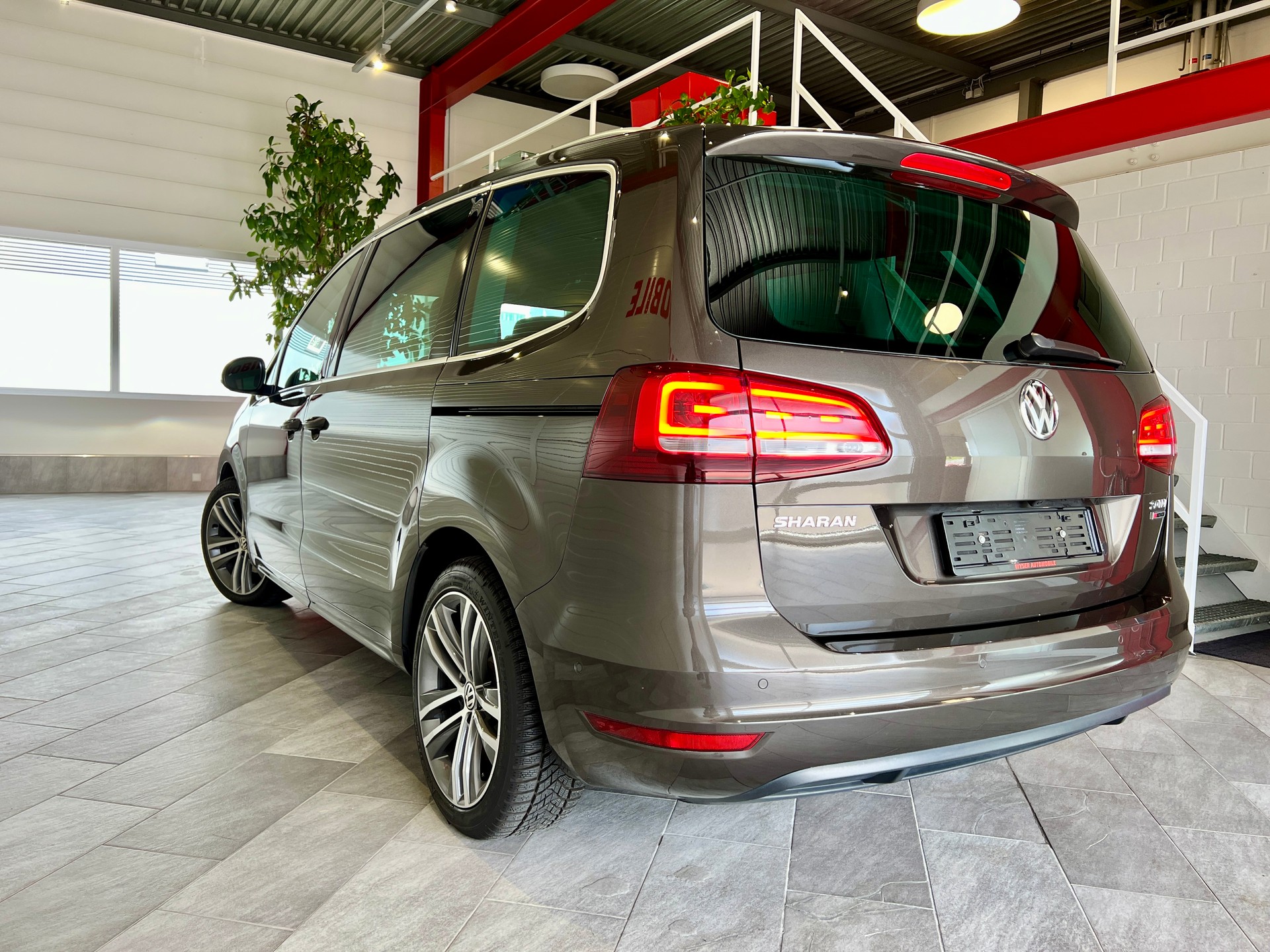 VW Sharan 2.0 TDI BMT Highline 4Motion DSG-showroom-element-3