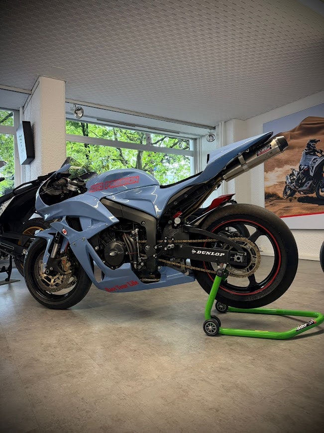 HONDA CBR 600 RR-image-1