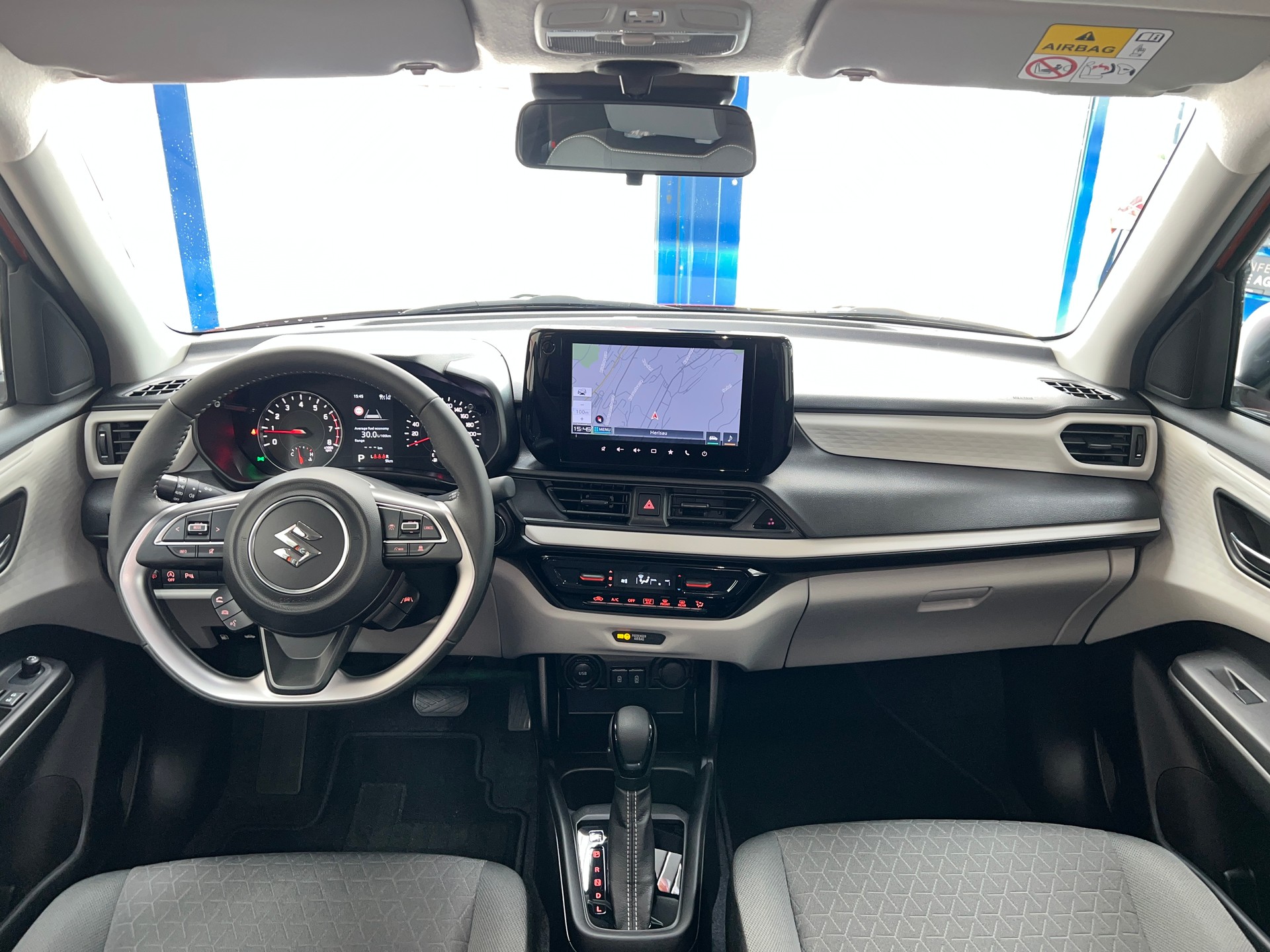 SUZUKI 1.2 2WD AT GL+ /Kyless Start / LED Scheinwerfer / NAVI / Rückfahrkamera / DAB / ACC / Spurhalteassistent / Totwinkelassistent /-image-10