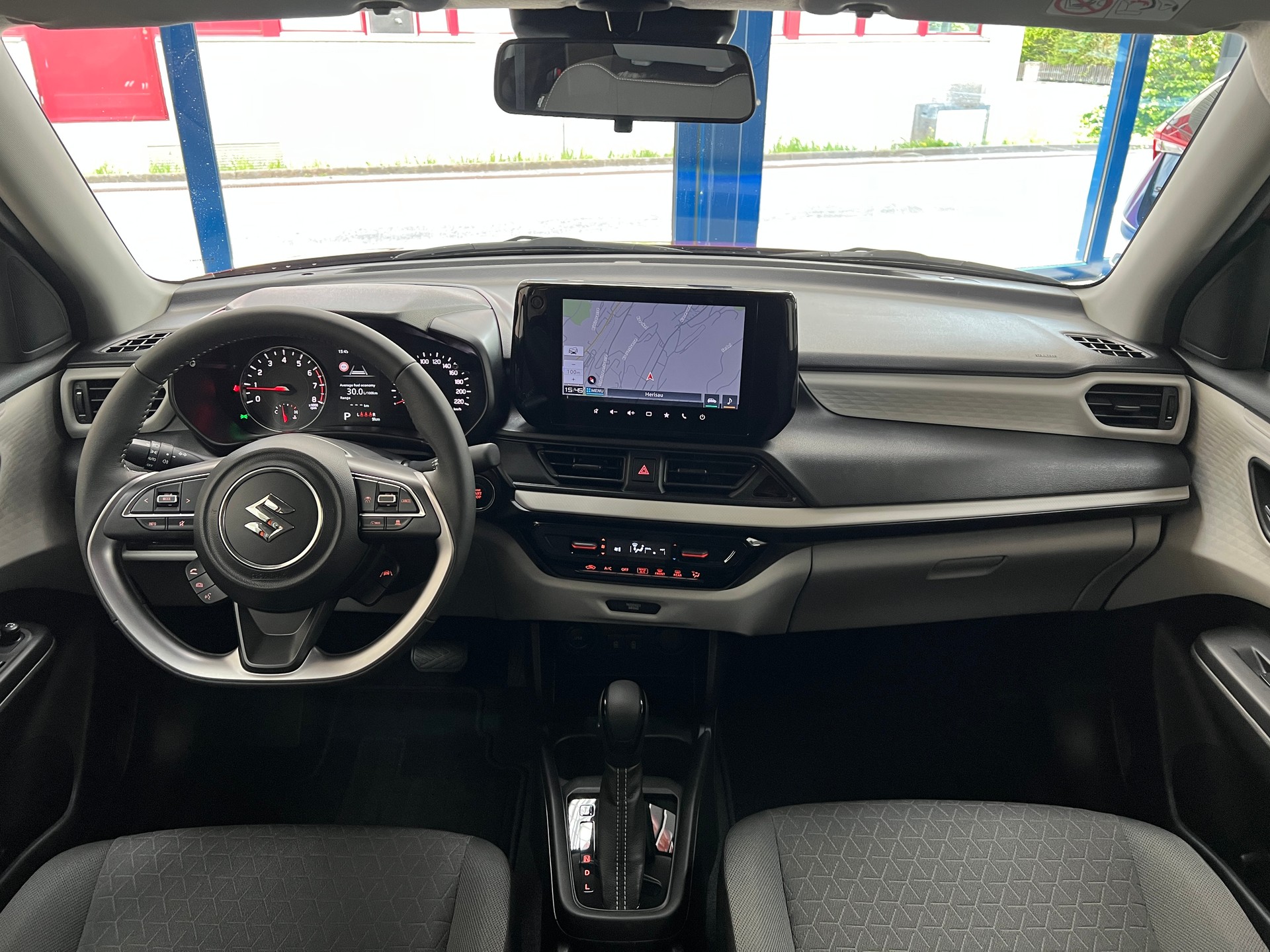 SUZUKI 1.2 2WD AT GL+ /Kyless Start / LED Scheinwerfer / NAVI / Rückfahrkamera / DAB / ACC / Spurhalteassistent / Totwinkelassistent /-image-11