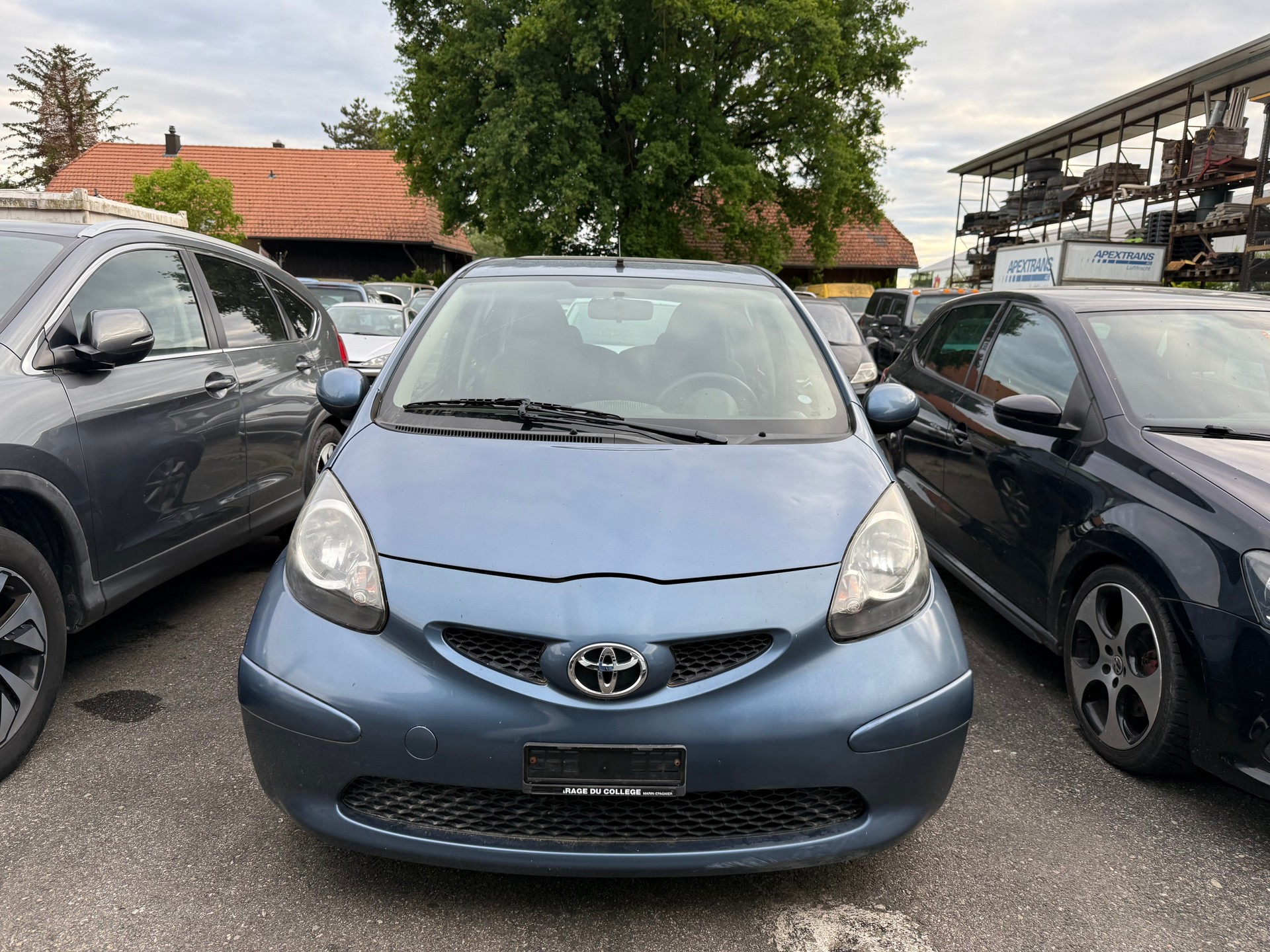 TOYOTA Aygo 1.0 blue-image-1