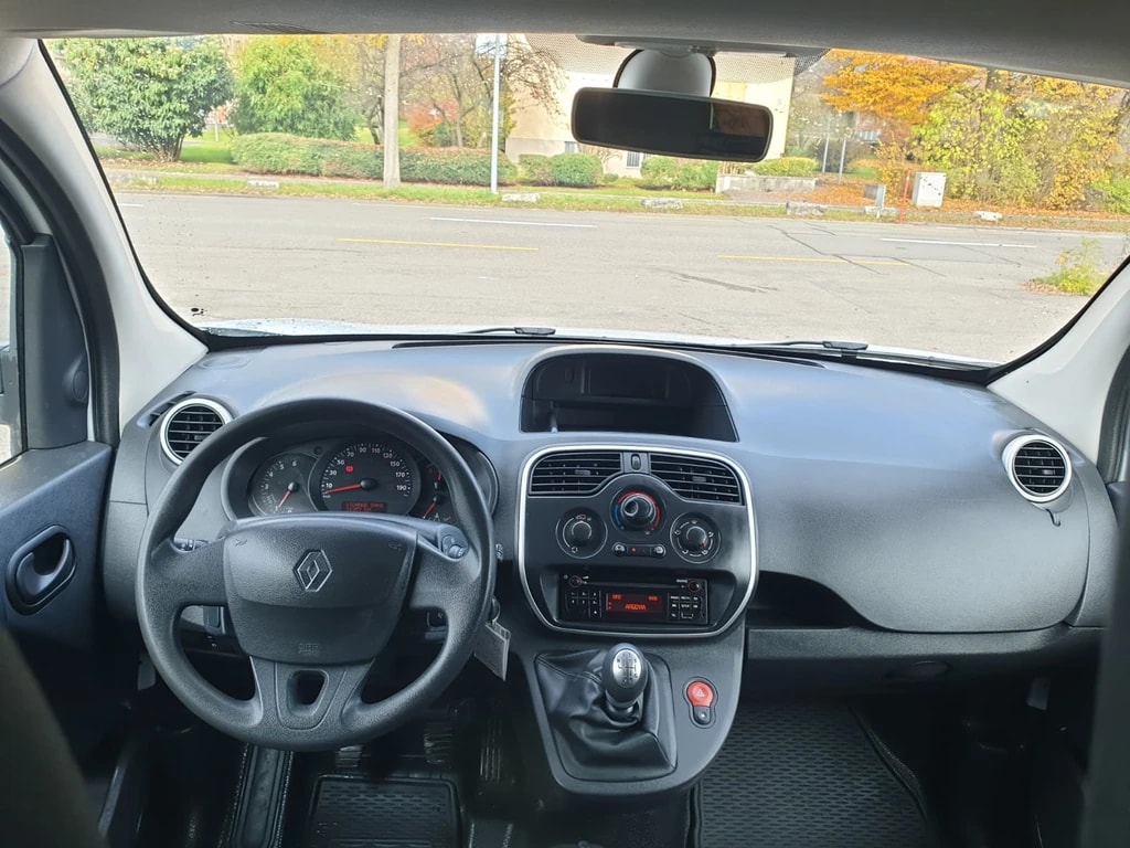 RENAULT Kangoo Medium dCi 95 ENERGY Business ** 3-Plätzer ** Klima ** PDC ** Werkstatt-Einrichtung ** Anh-Kupplung ** LTZ MFK 20.03.2025-image-9