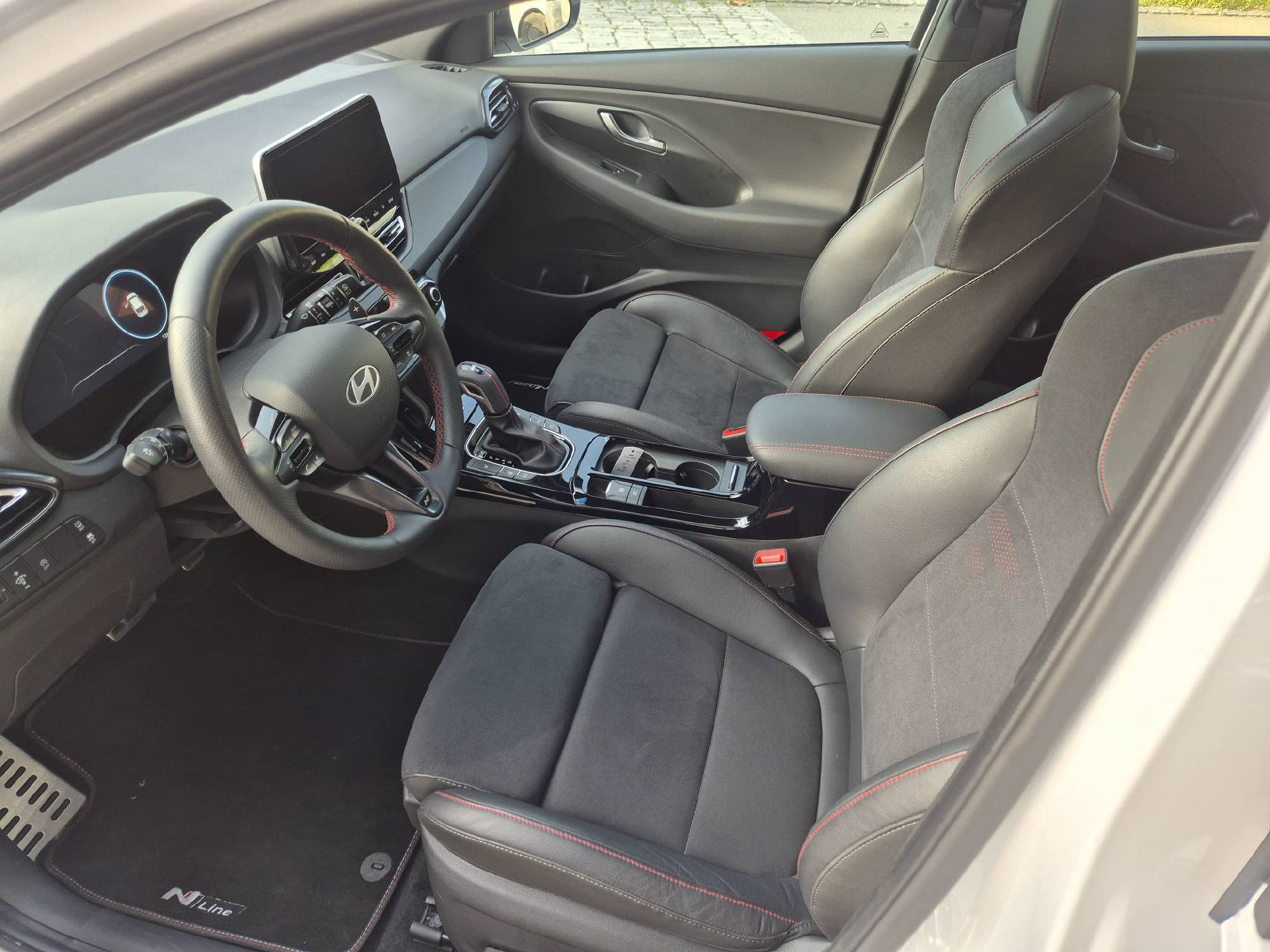 HYUNDAI i30 1.5 T-GDi N-Line LUX.pack-image-8