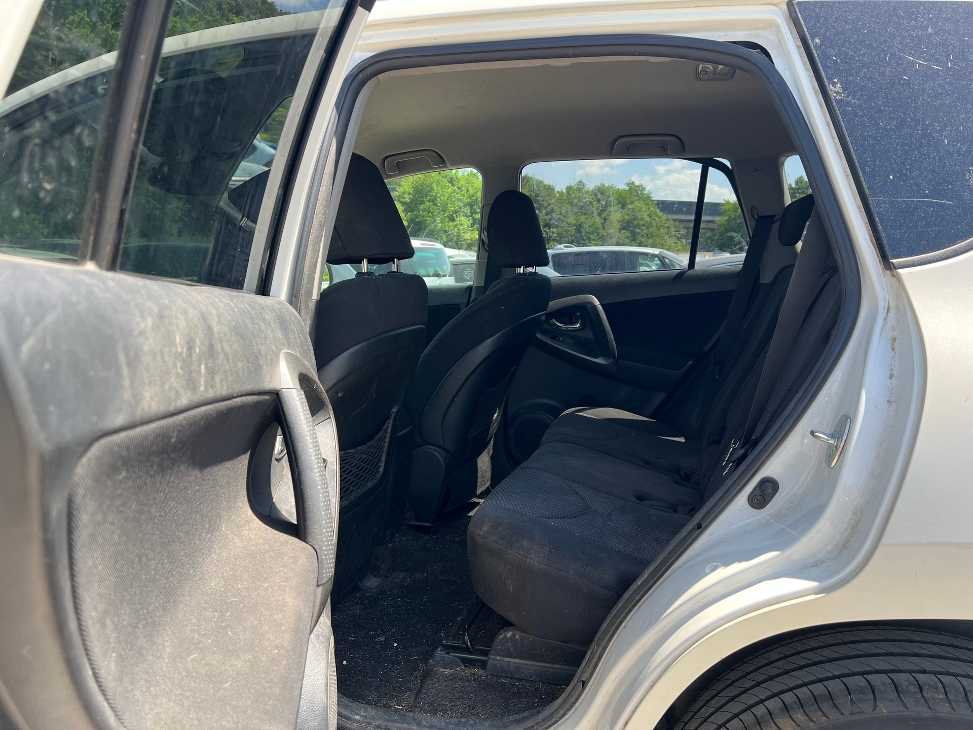 TOYOTA RAV-4 2.0 16V Linea Terra-image-4