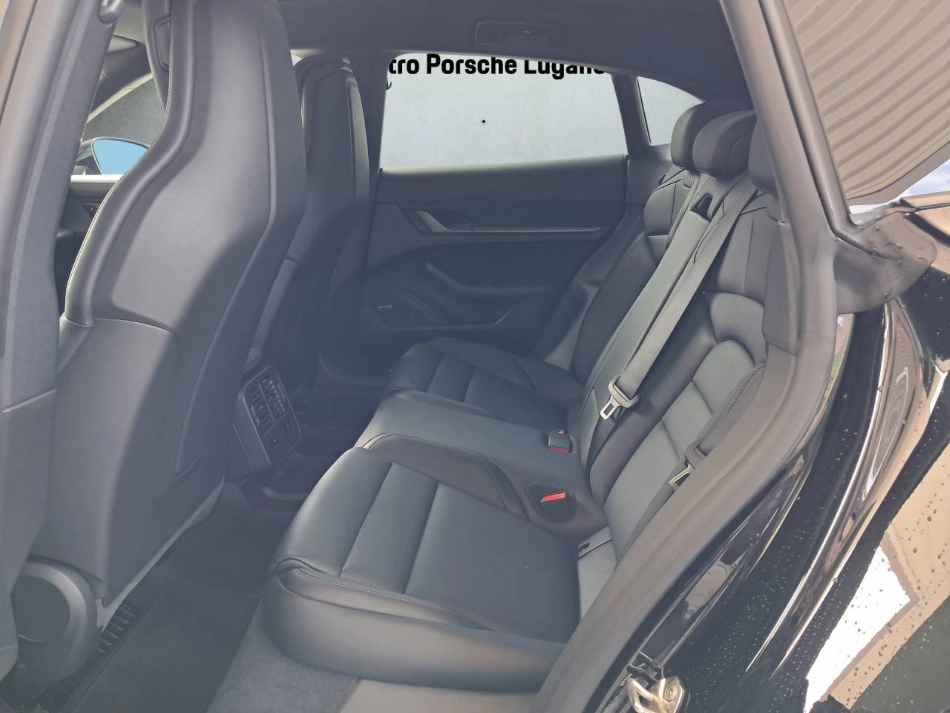 PORSCHE Taycan Sport Turismo-image-16