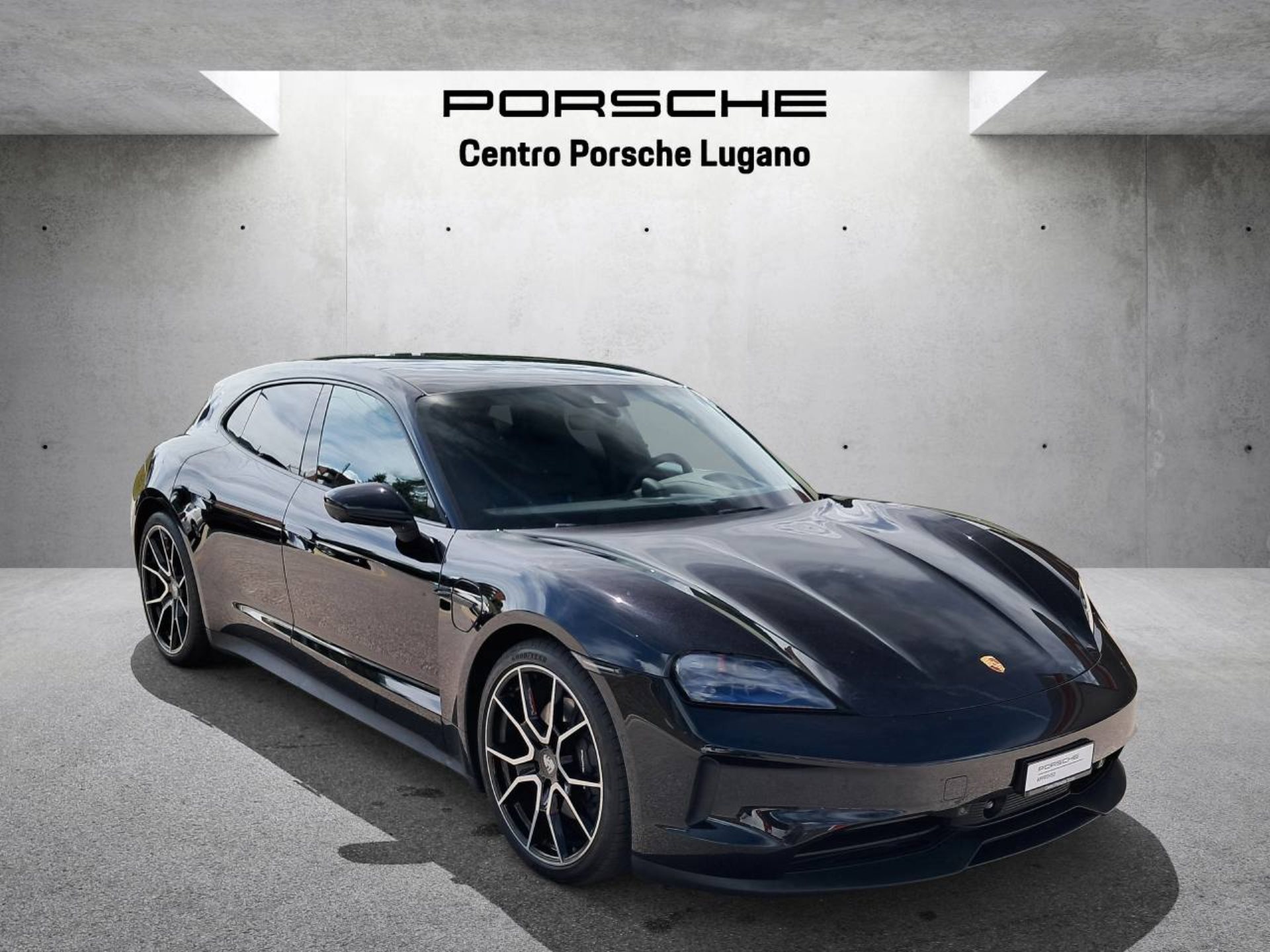 PORSCHE Taycan Sport Turismo-image-5