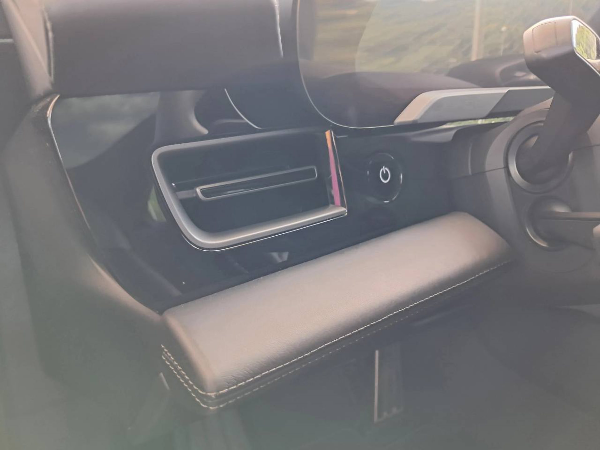 PORSCHE Taycan Sport Turismo-image-27