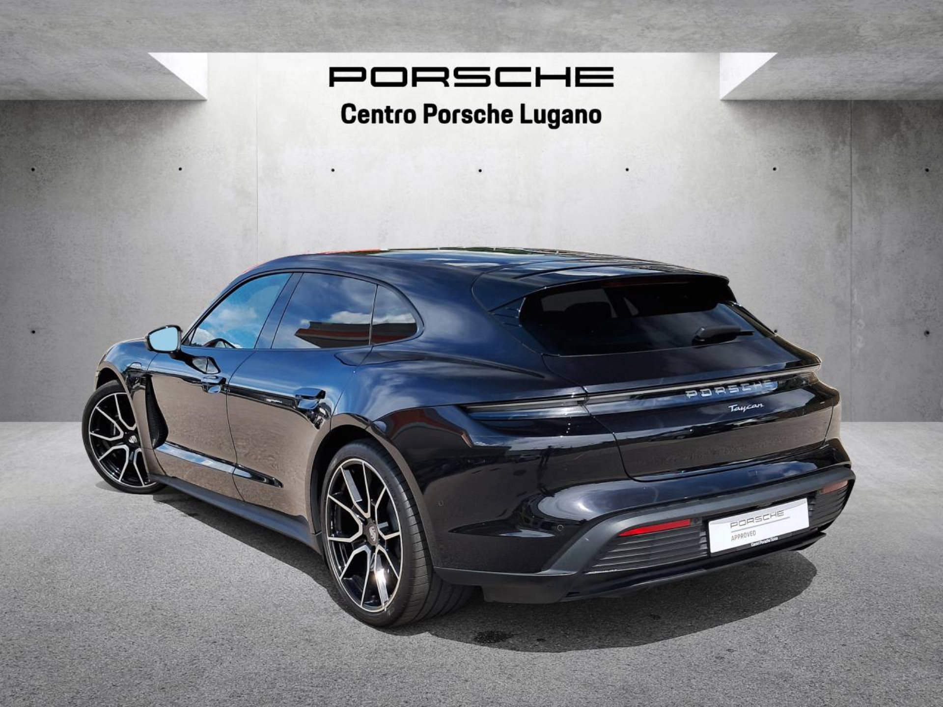 PORSCHE Taycan Sport Turismo-showroom-element-2