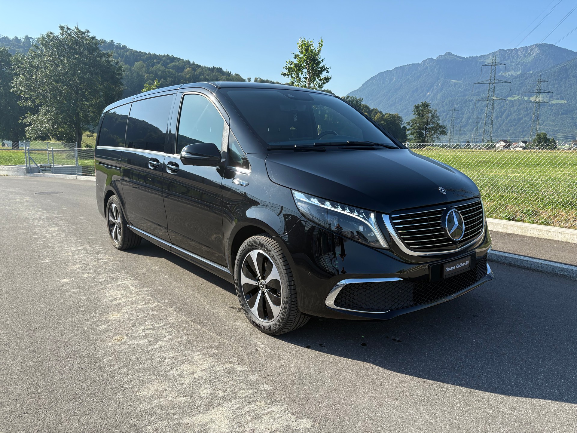 MERCEDES-BENZ EQV 300 lang