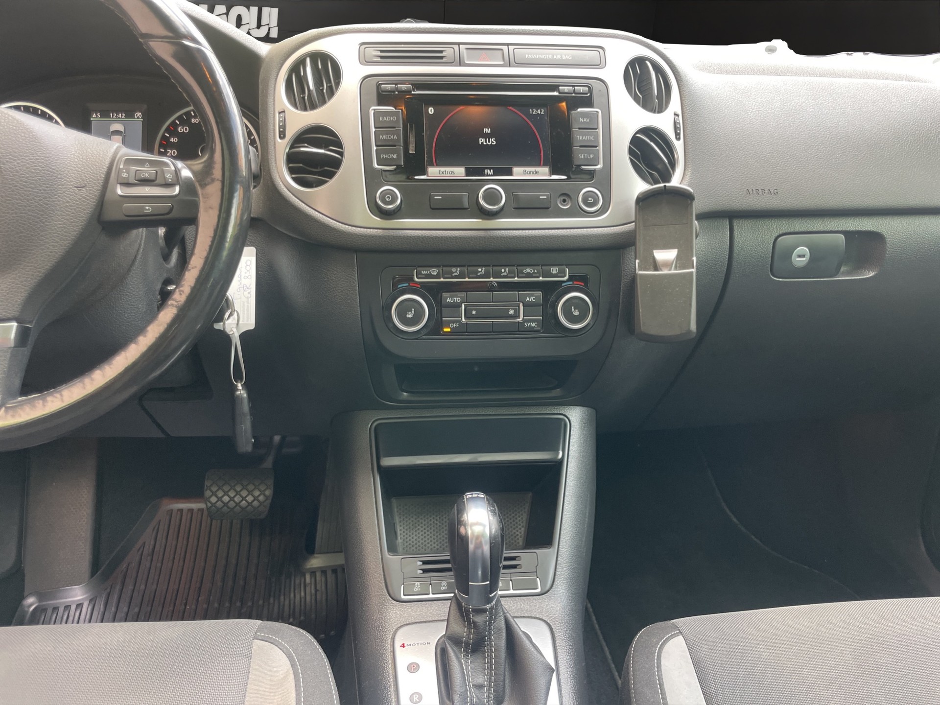 VW Tiguan 2.0 TDI BMT Design 4Motion DSG-image-10