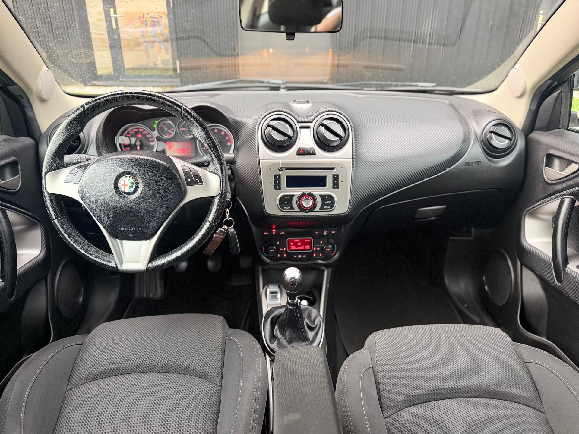 ALFA ROMEO MiTo 1.4 Distinctive-image-8