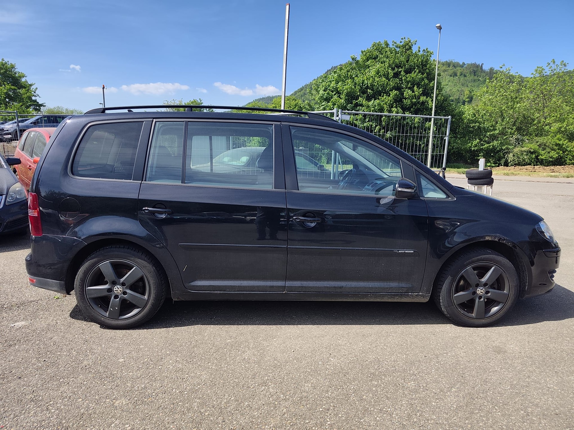 VW Touran 1.4 TSI Highline DSG-image-1