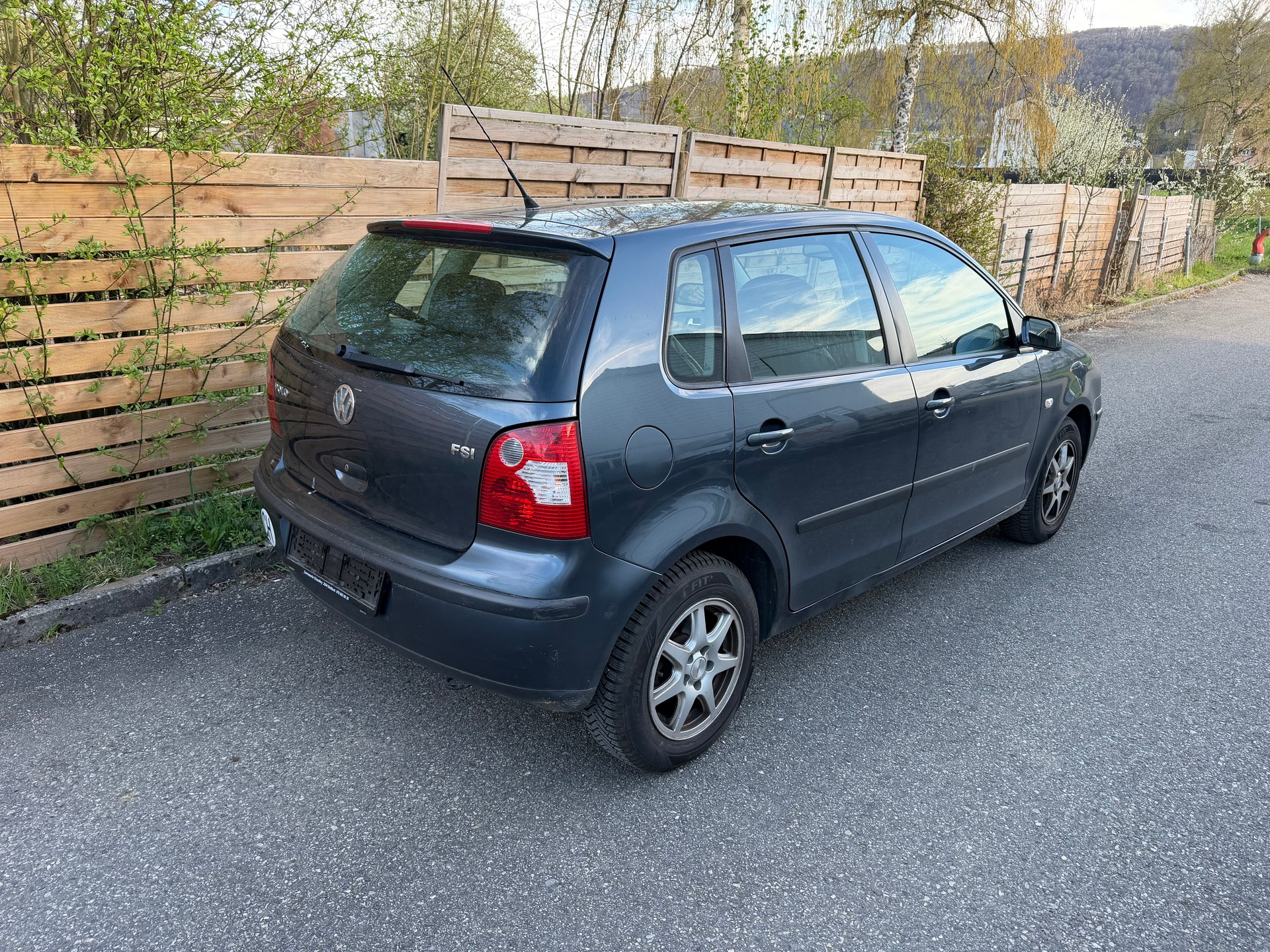 VW Polo 1.4 16V FSI Highline-image-5