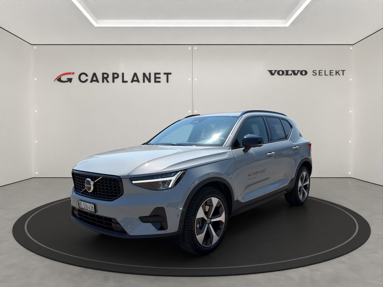 VOLVO XC40 2.0 B3 MH Plus Dark