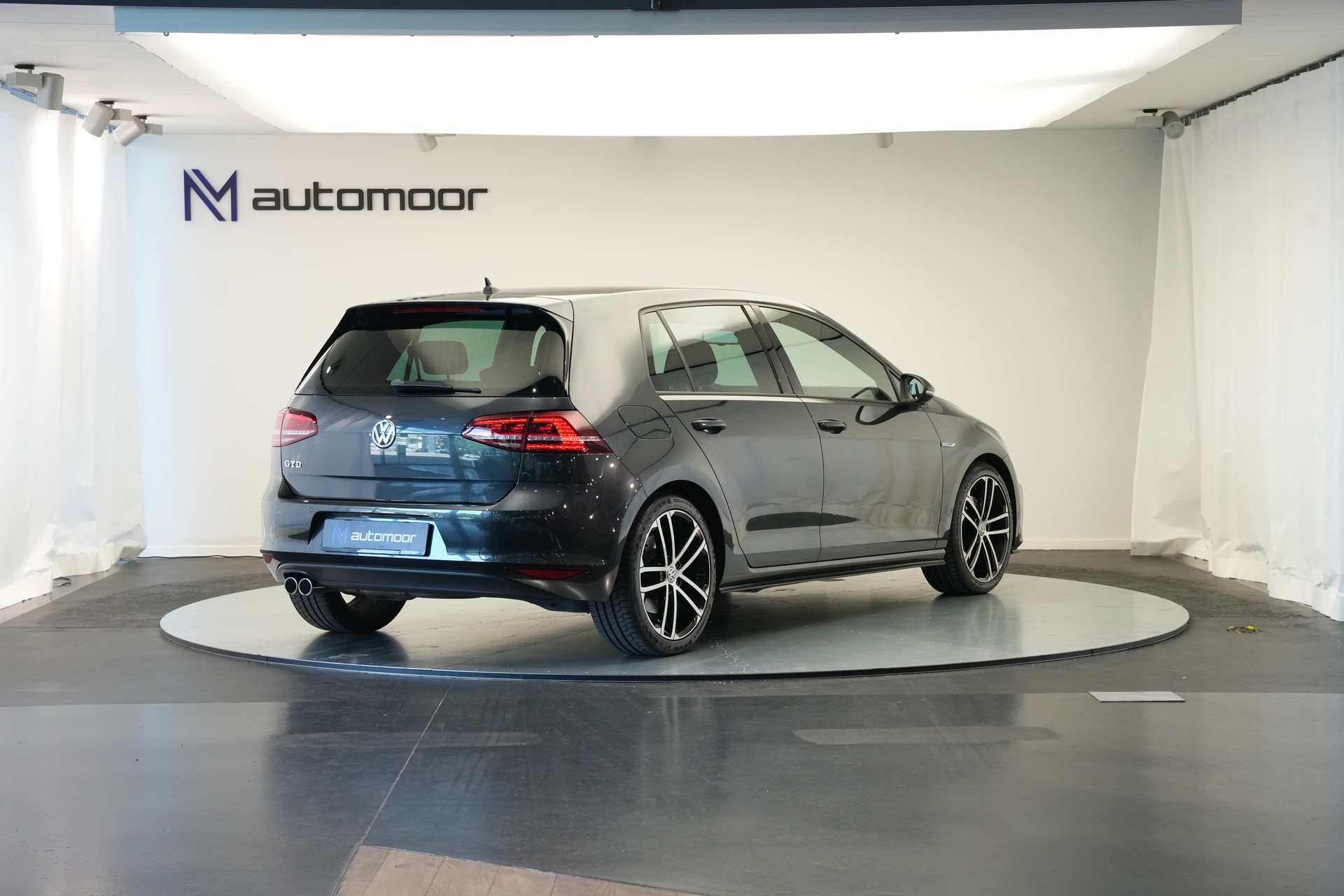 VW Golf 2.0 TDI GTD DSG *CH-Fahrzeug*-image-4