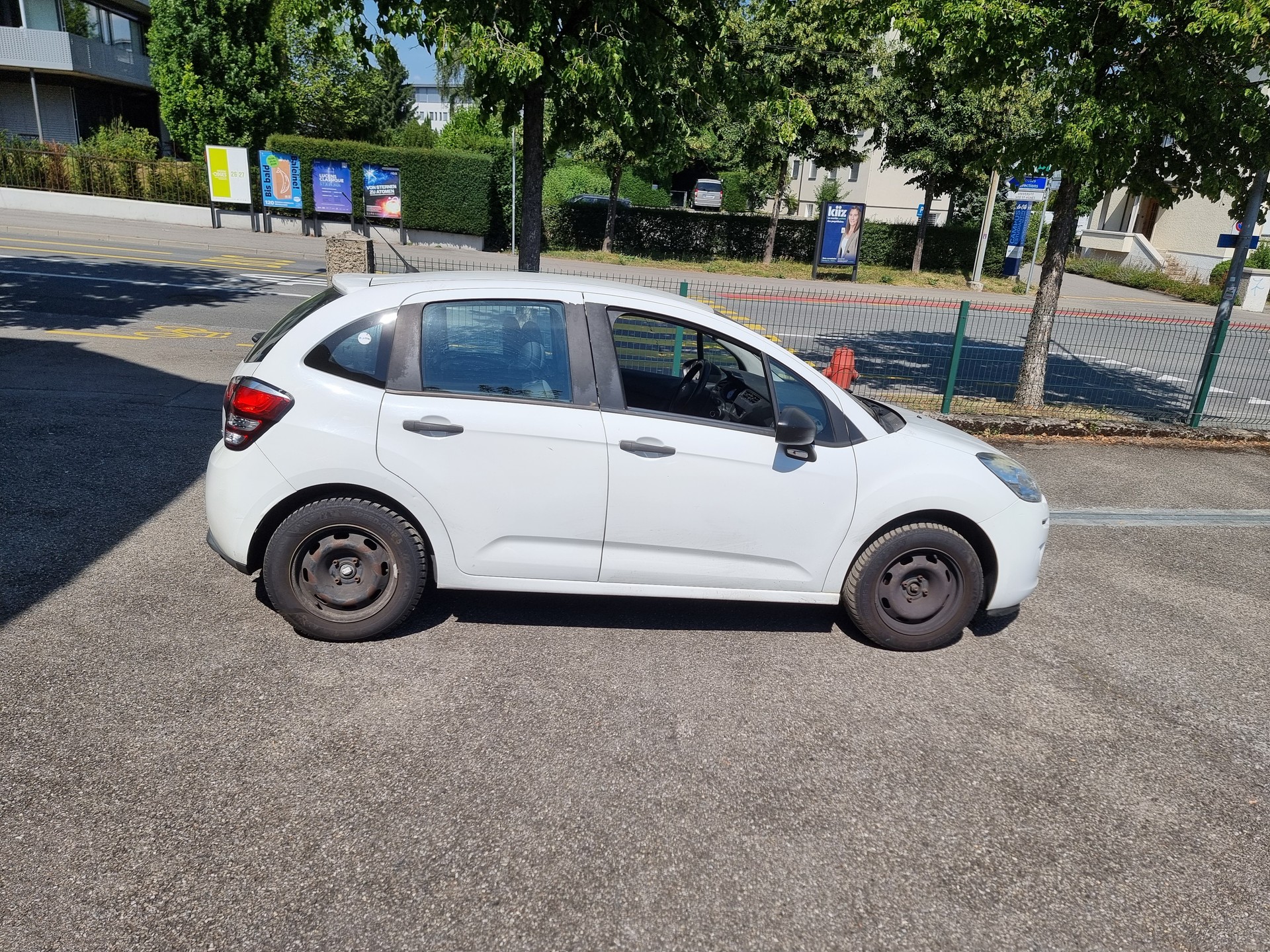 CITROEN C3 1.0i Attraction-image-6